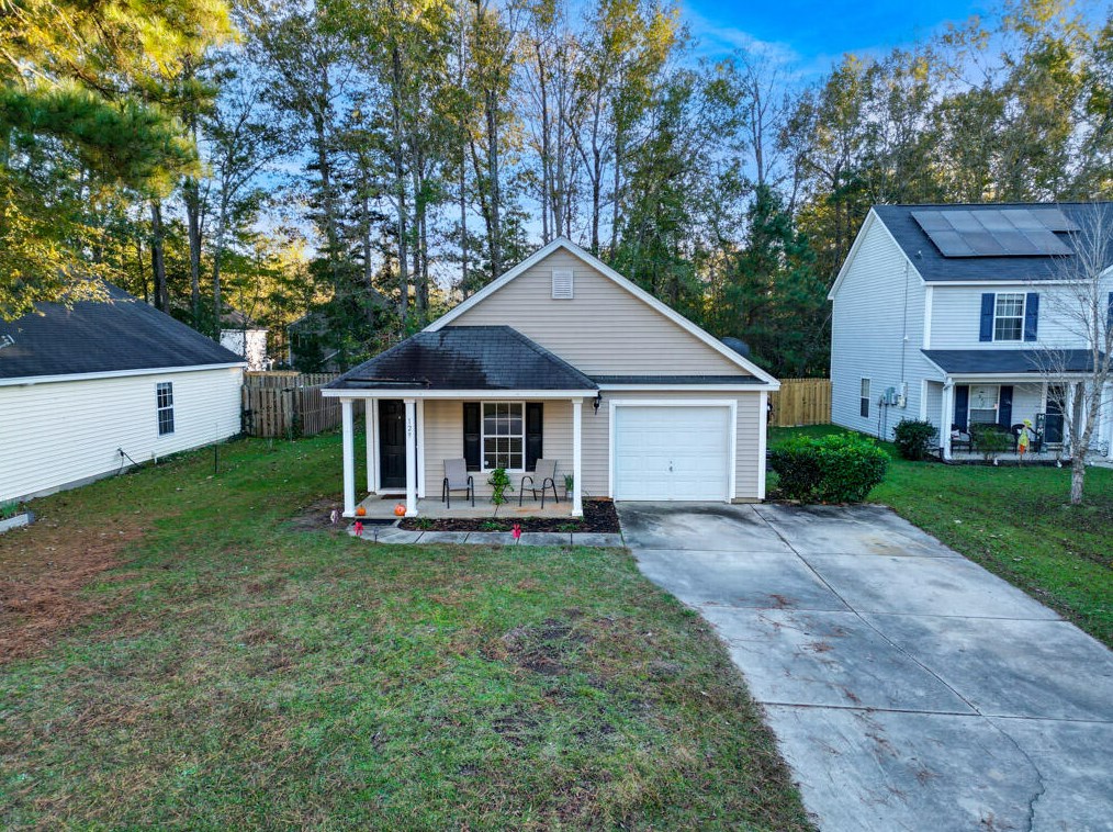 129 Ducane St, Summerville, SC 29483-8345