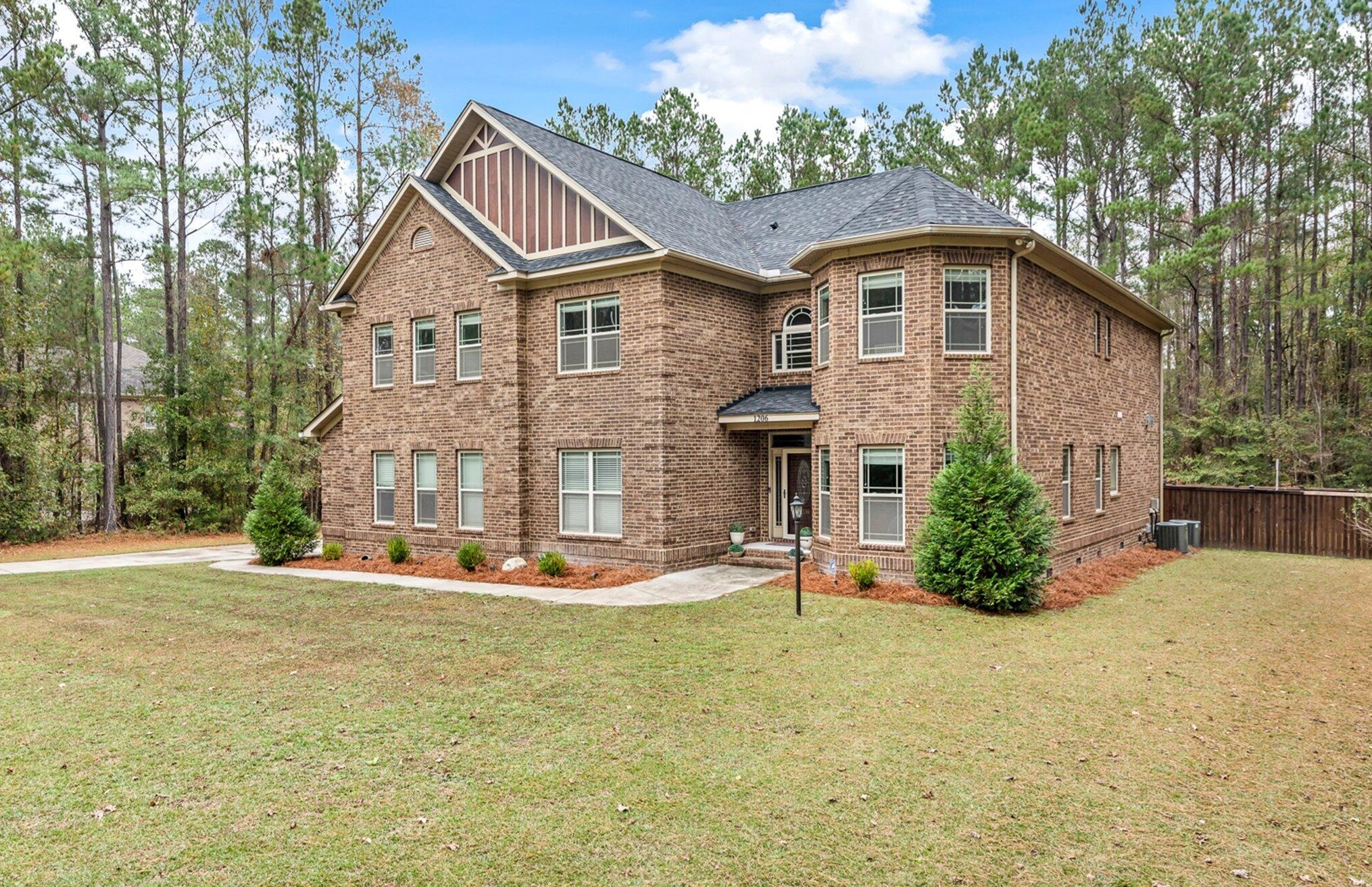 1206 Red Buckeye Ct, Moncks Corner, SC 29461