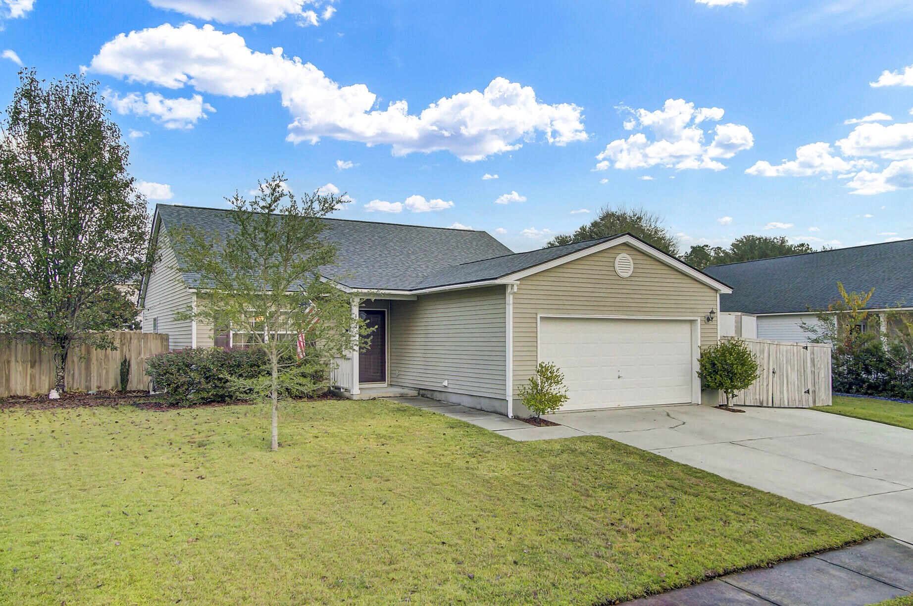 103 Brogun Loch Trl, Charleston, SC 29445-5763