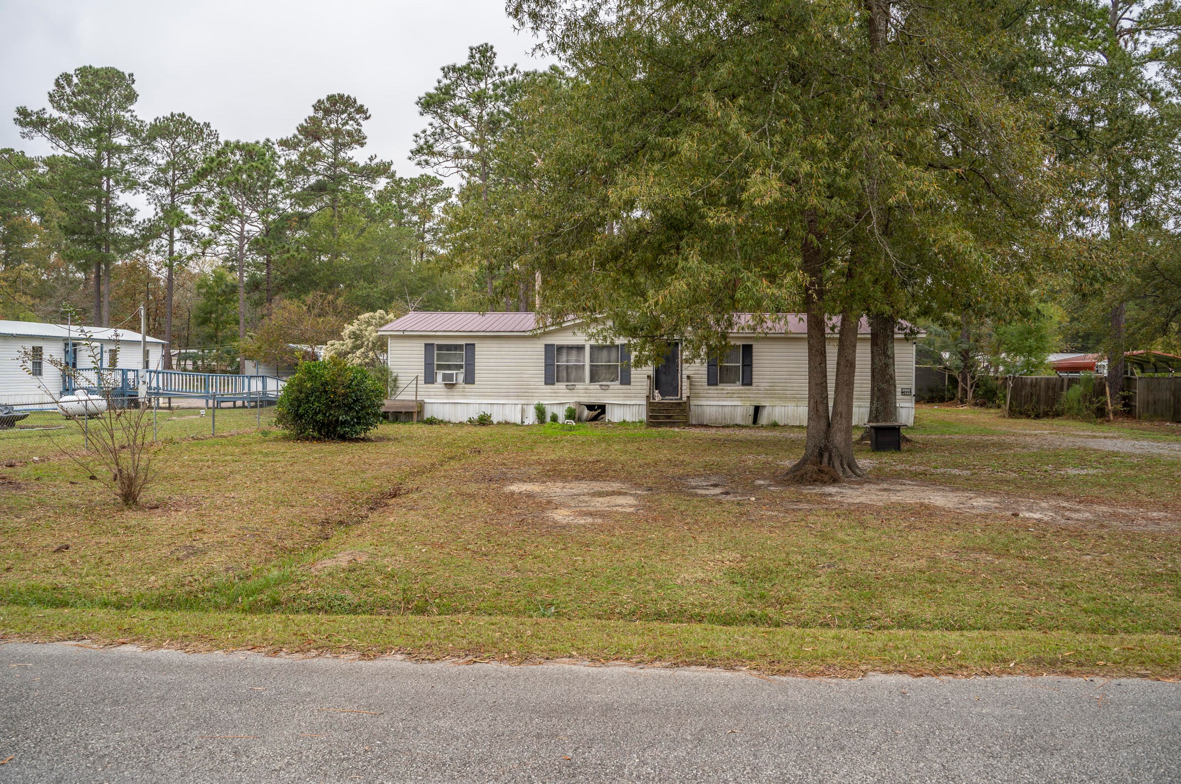 250 Cady Dr, Summerville, SC 29483