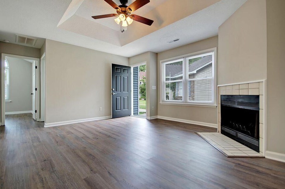 9626 N Cardinal Dr, Ladson, SC 29456