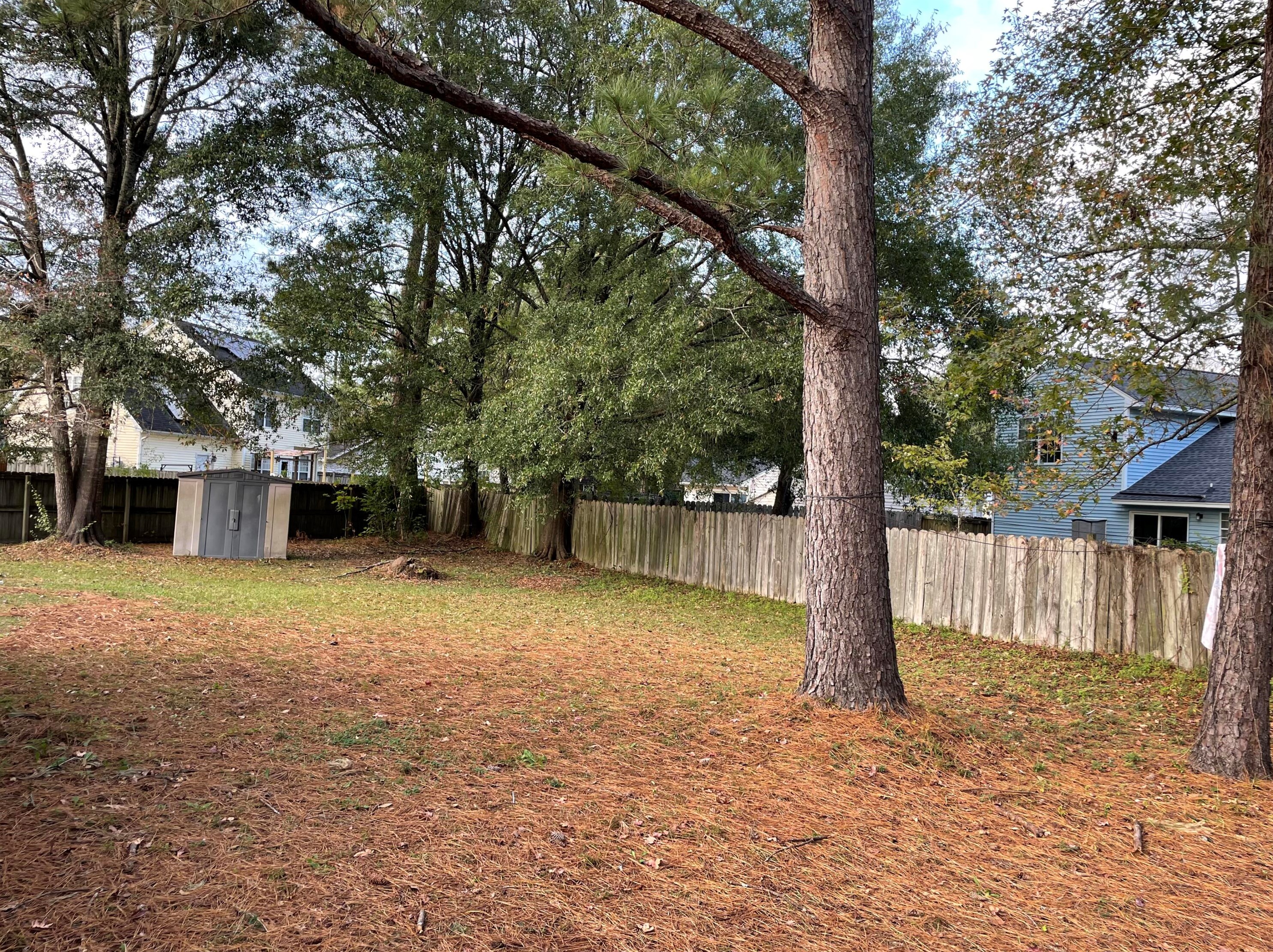 103 Betsy Ln, Summerville, SC 29483-1874