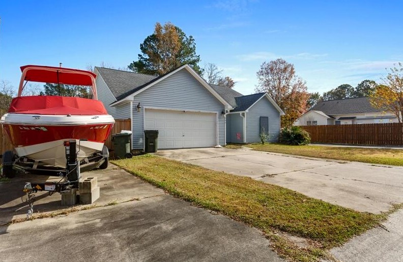 204 Elon Dr, Ladson, SC 29456