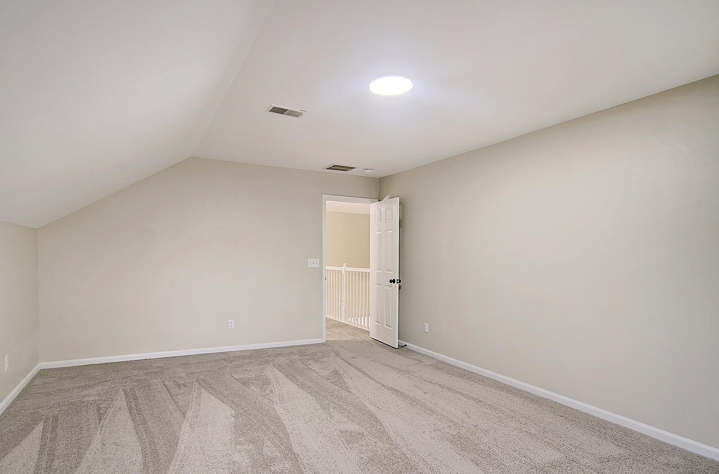 8528 Falling Leaf Ln, Charleston SC  29420-6852 exterior