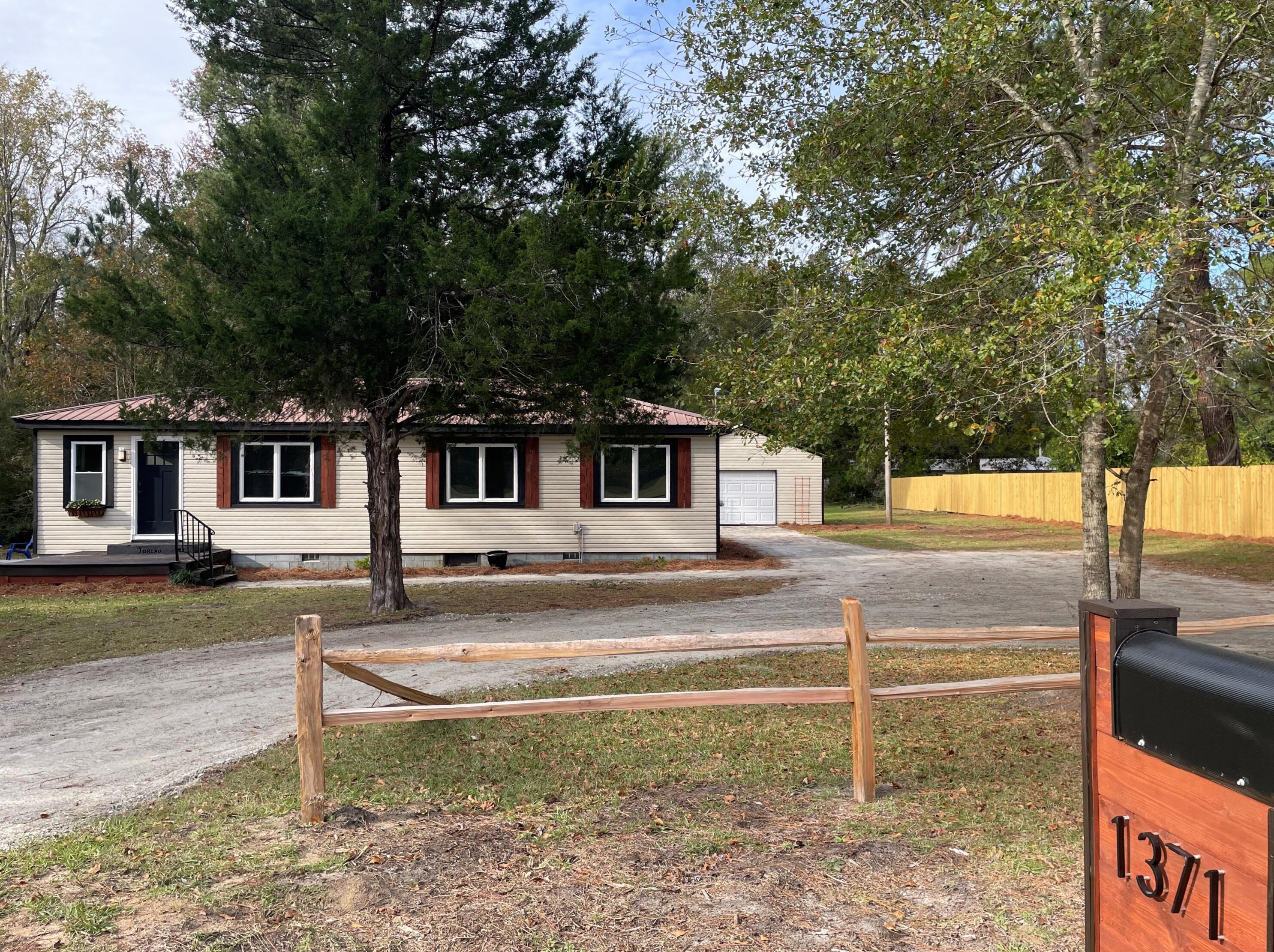 1371 Mt Carmel Rd, Walterboro, SC 29488
