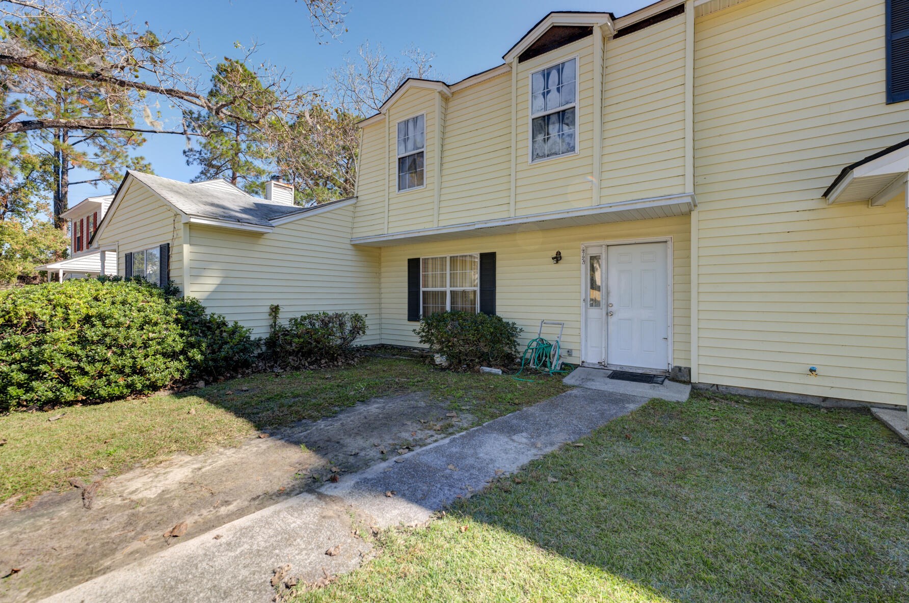 4725 Linfield Ln, Charleston, SC 29418-5013