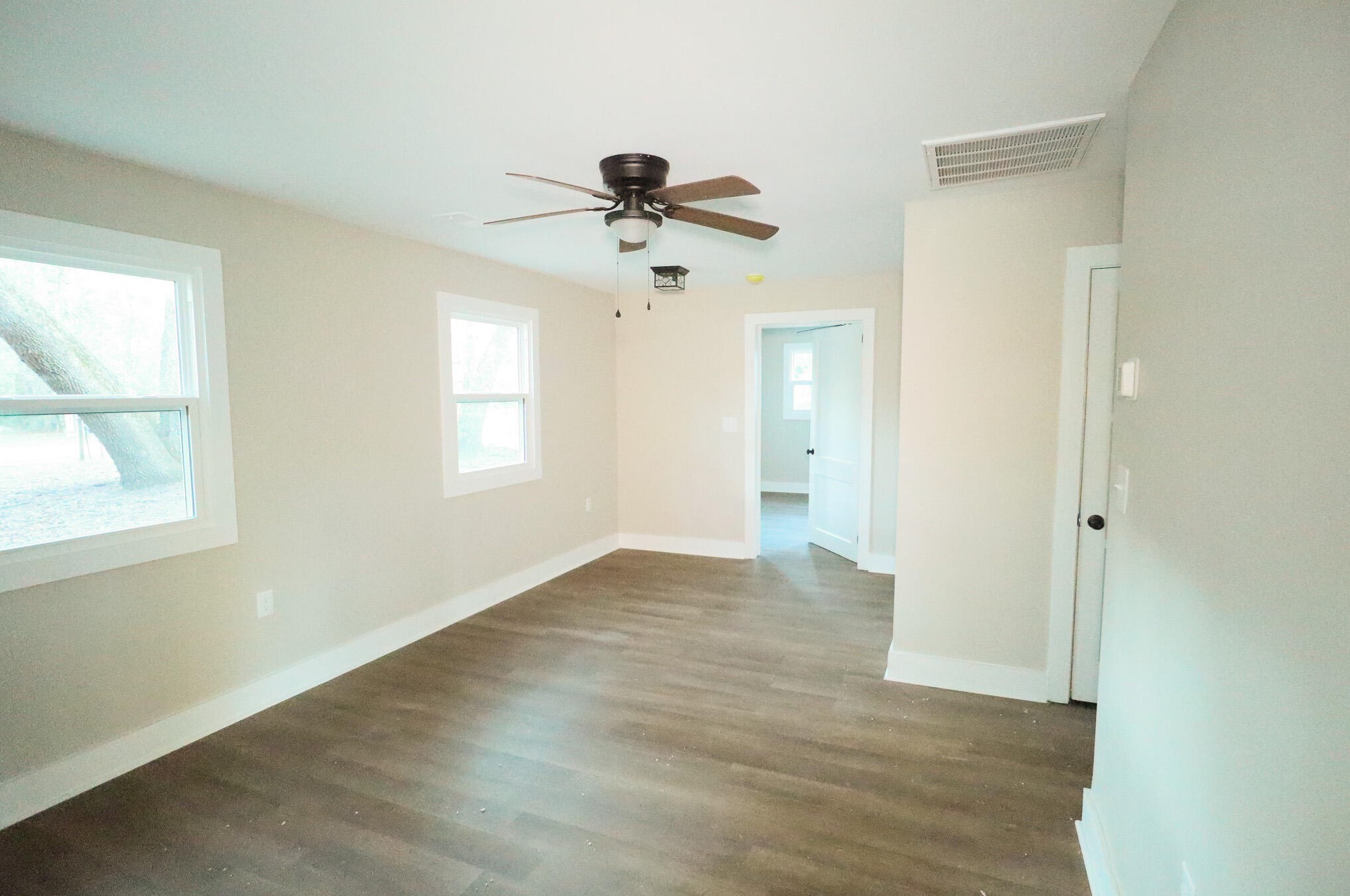112 Hudson St, Walterboro, SC 29488-2836