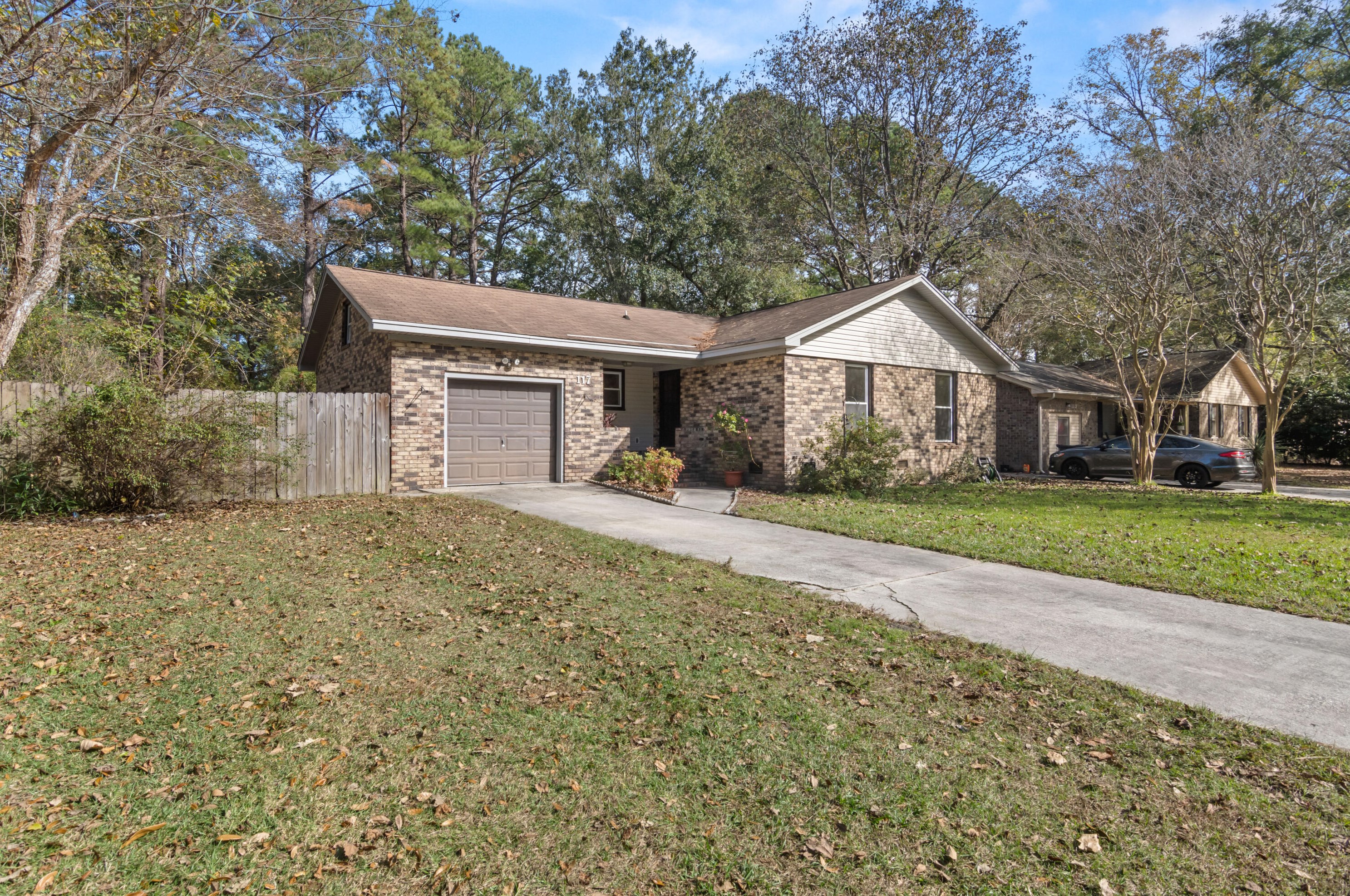 117 Terry Ave, Summerville, SC 29485-5324
