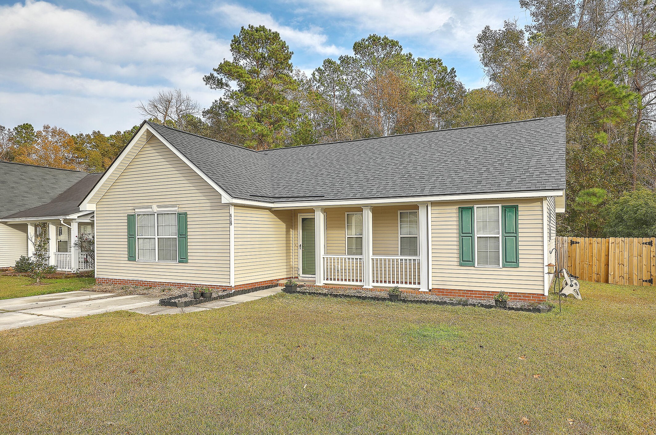 419 Ashburton Dr, Charleston, SC 29445-6650