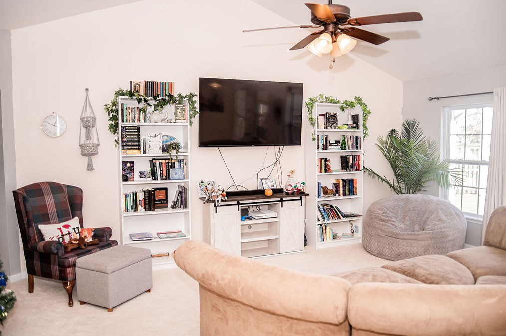 105 Avonshire Dr, Summerville SC  29483-7346 exterior