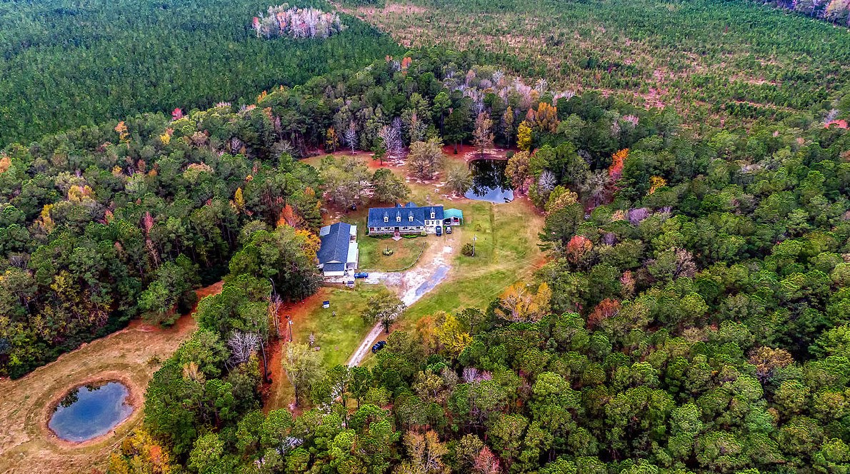 1214 Dehayville Dr, Pinopolis, SC 29469
