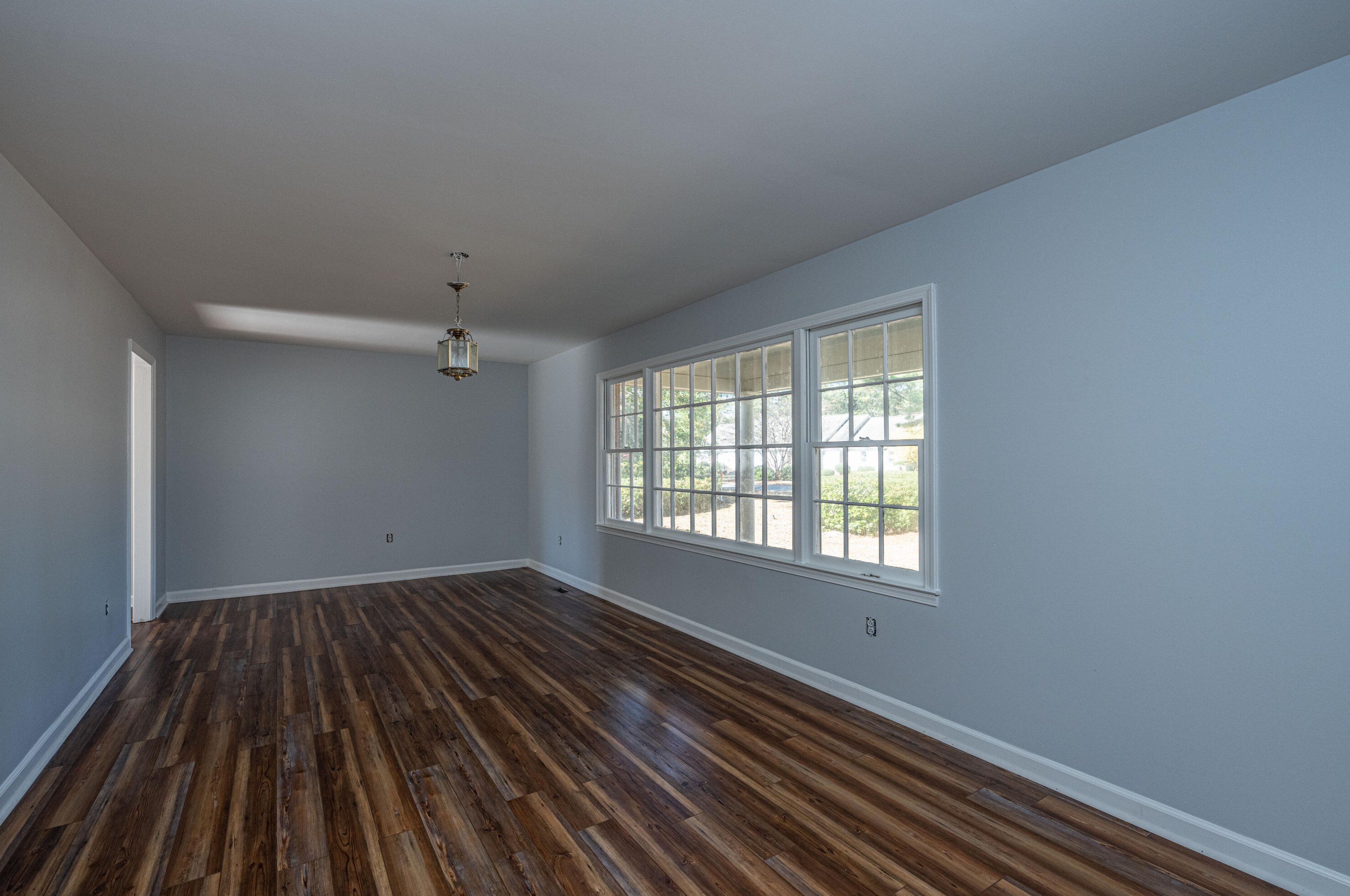273 Wade Hampton Ave, Walterboro SC  29488-7213 exterior