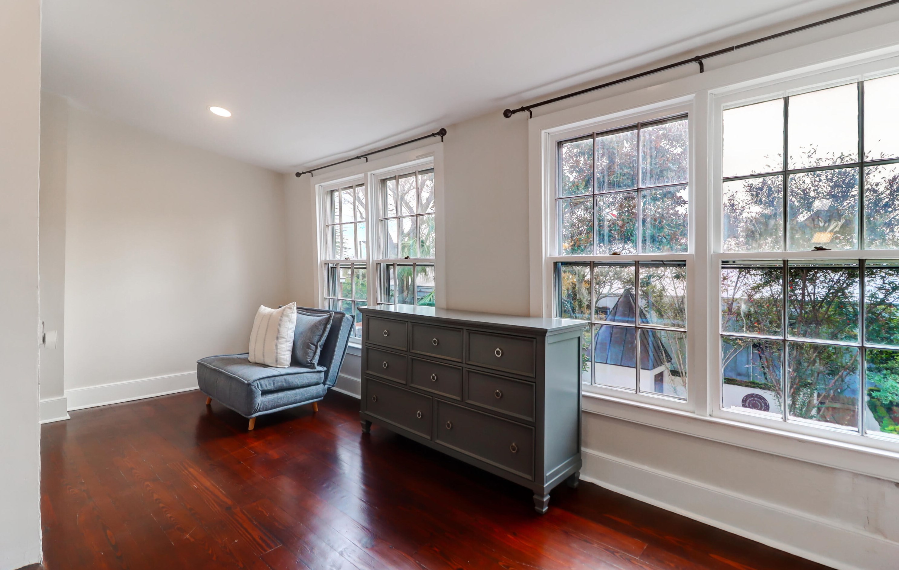 7 Wentworth St, Charleston SC  29401-1625 exterior