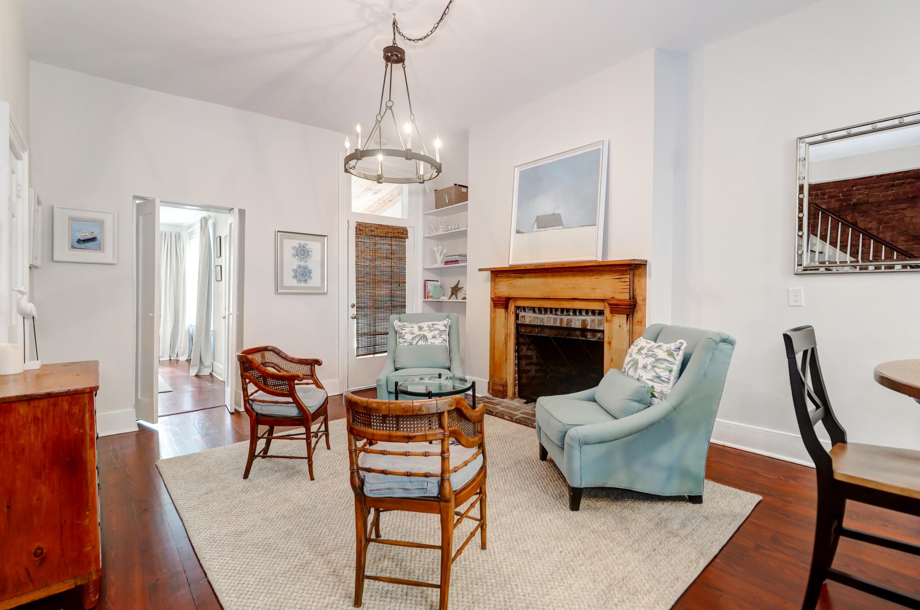 7 Wentworth St, Charleston SC  29401-1625 exterior
