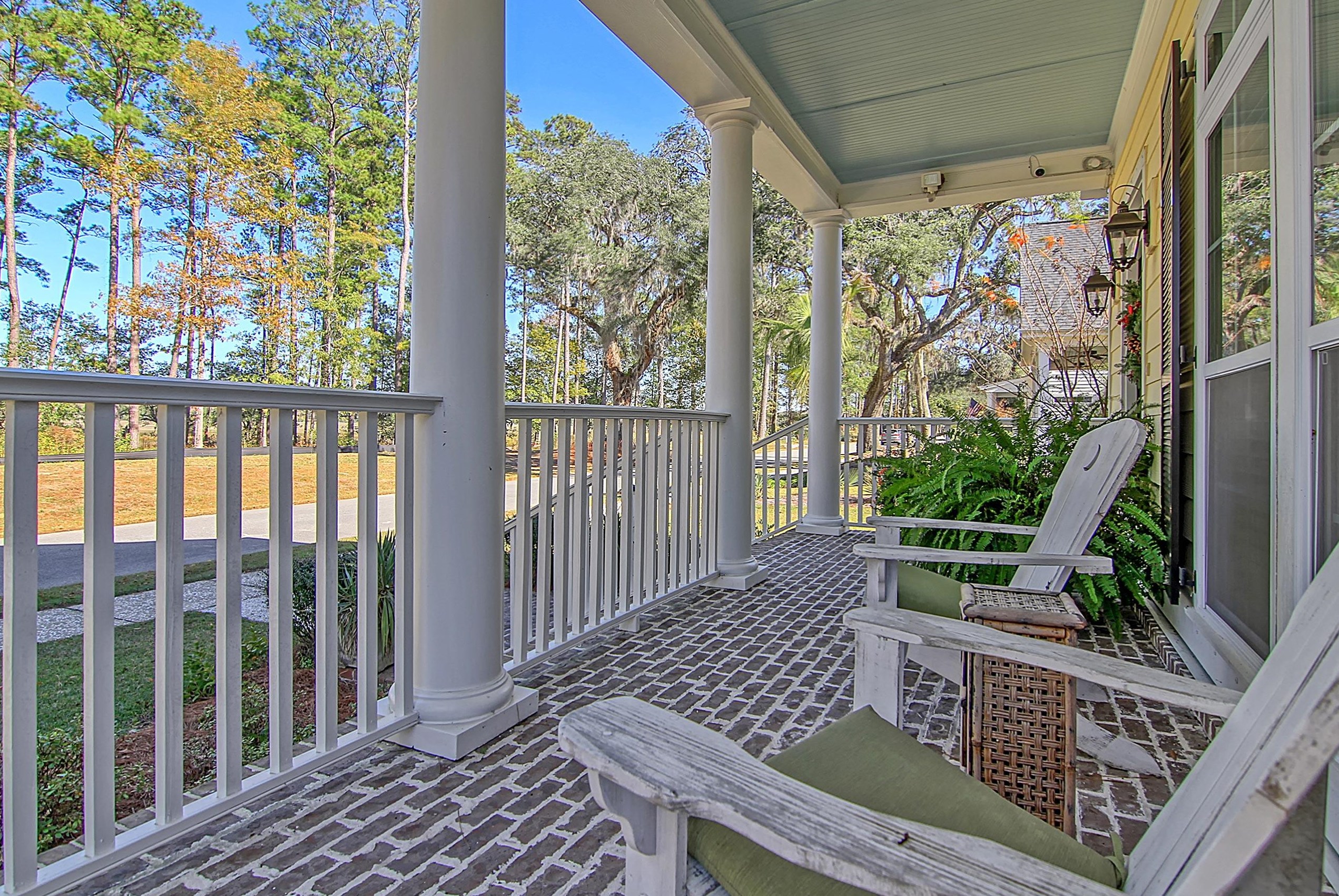 4000 Berberis Ln, Ravenel, SC 29470