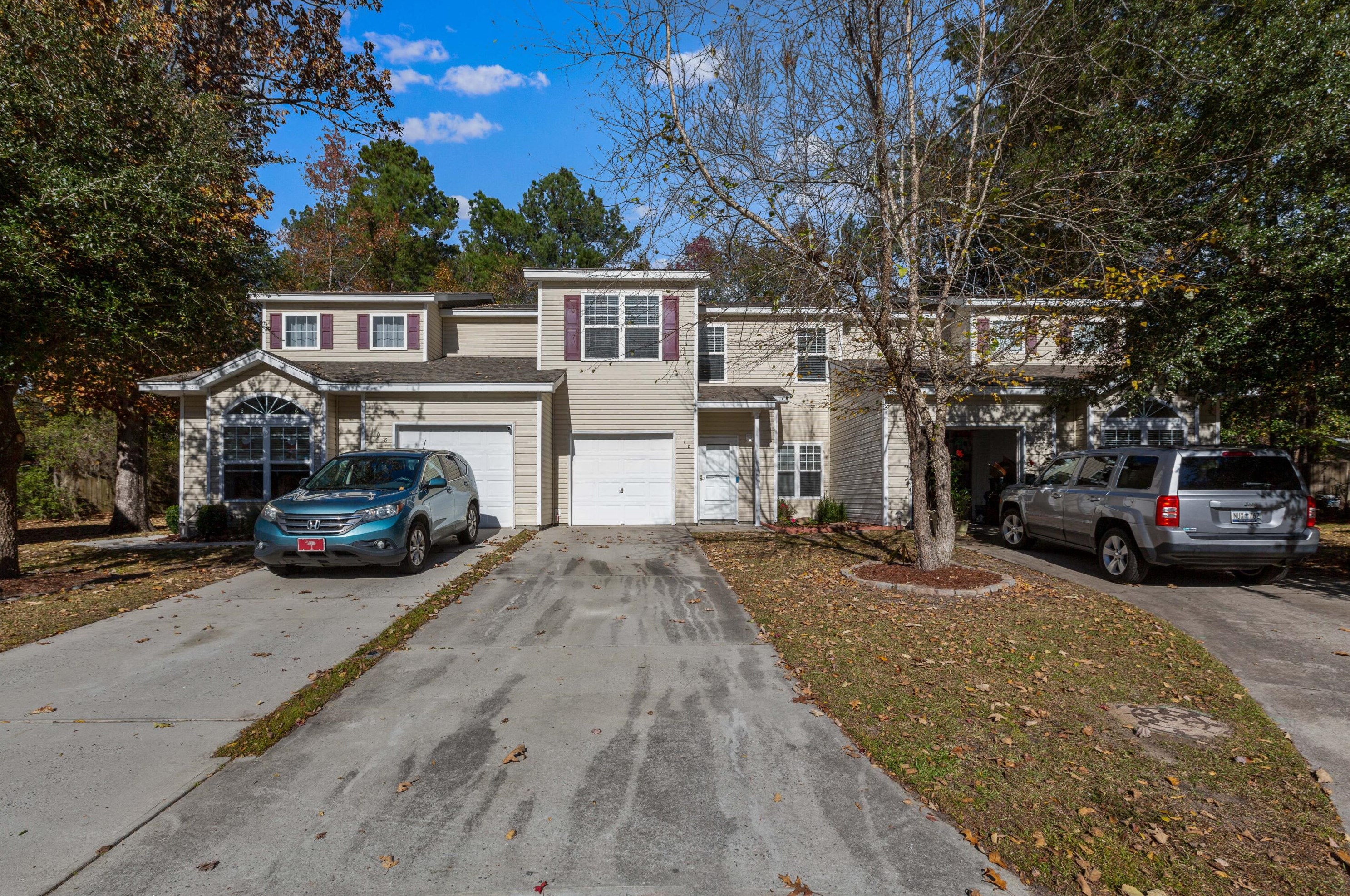 110 Chestnut Oaks Ct, Ladson, SC 29456