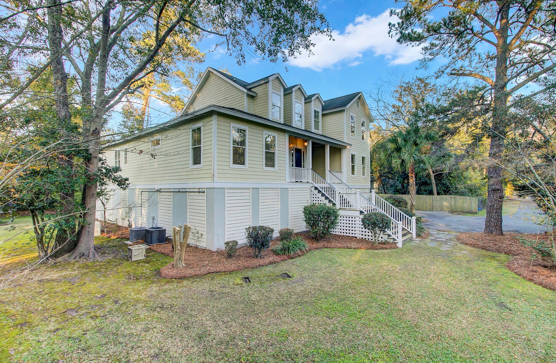 206 Clifton St, Summerville, SC 29483-4310