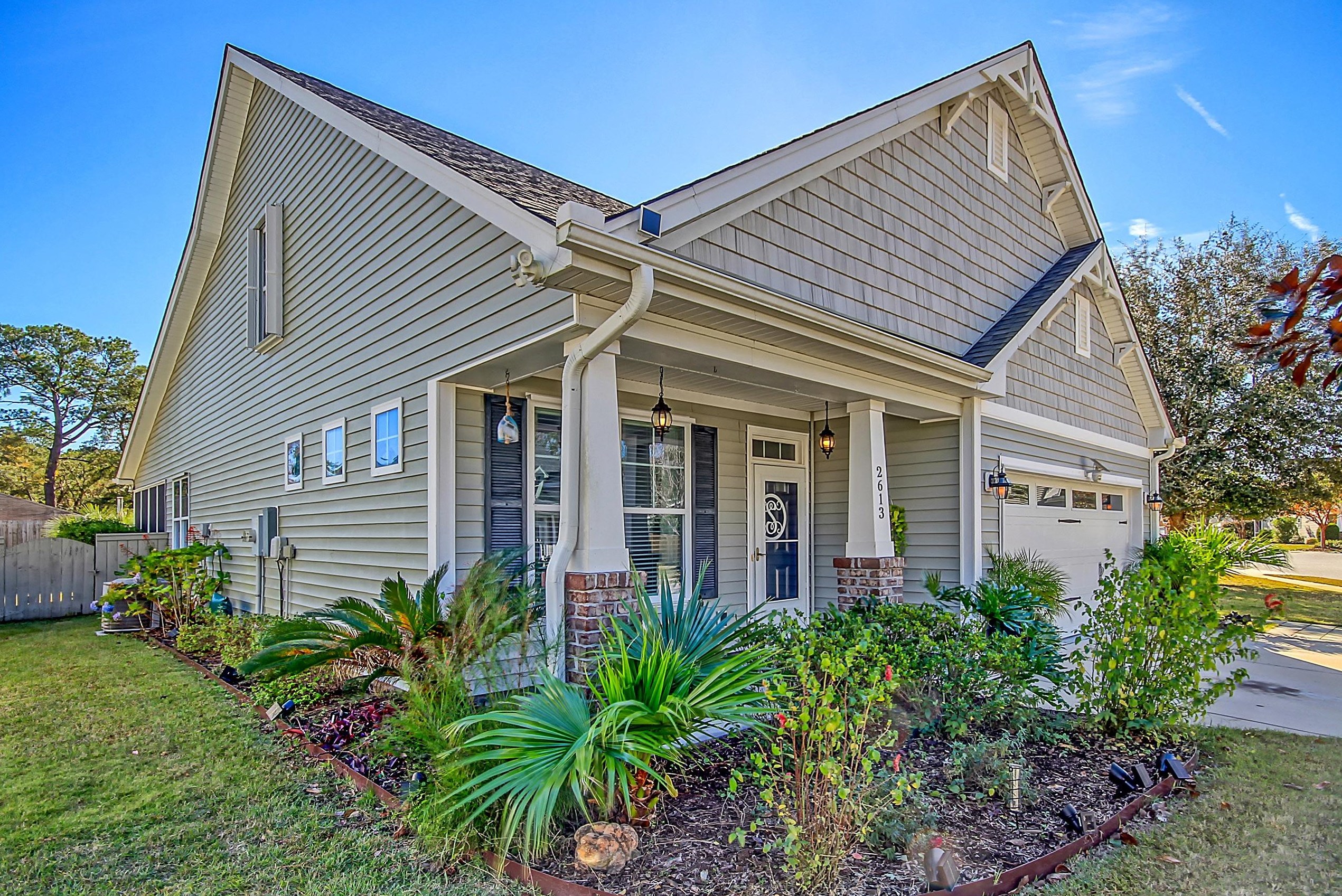 2613 Lohr Dr, Mount Pleasant, SC 29466-7807