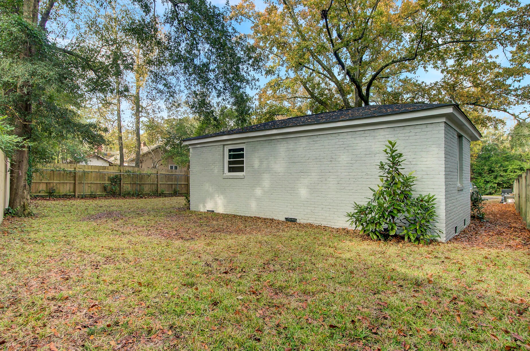 135 Dowling Ave, Walterboro SC  29488-3806 exterior