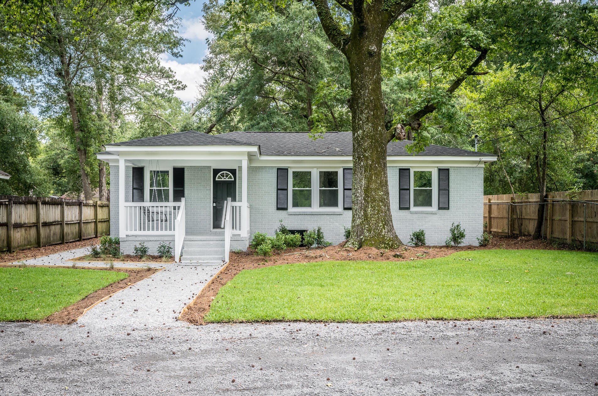 135 Dowling Ave, Walterboro SC  29488-3806 exterior