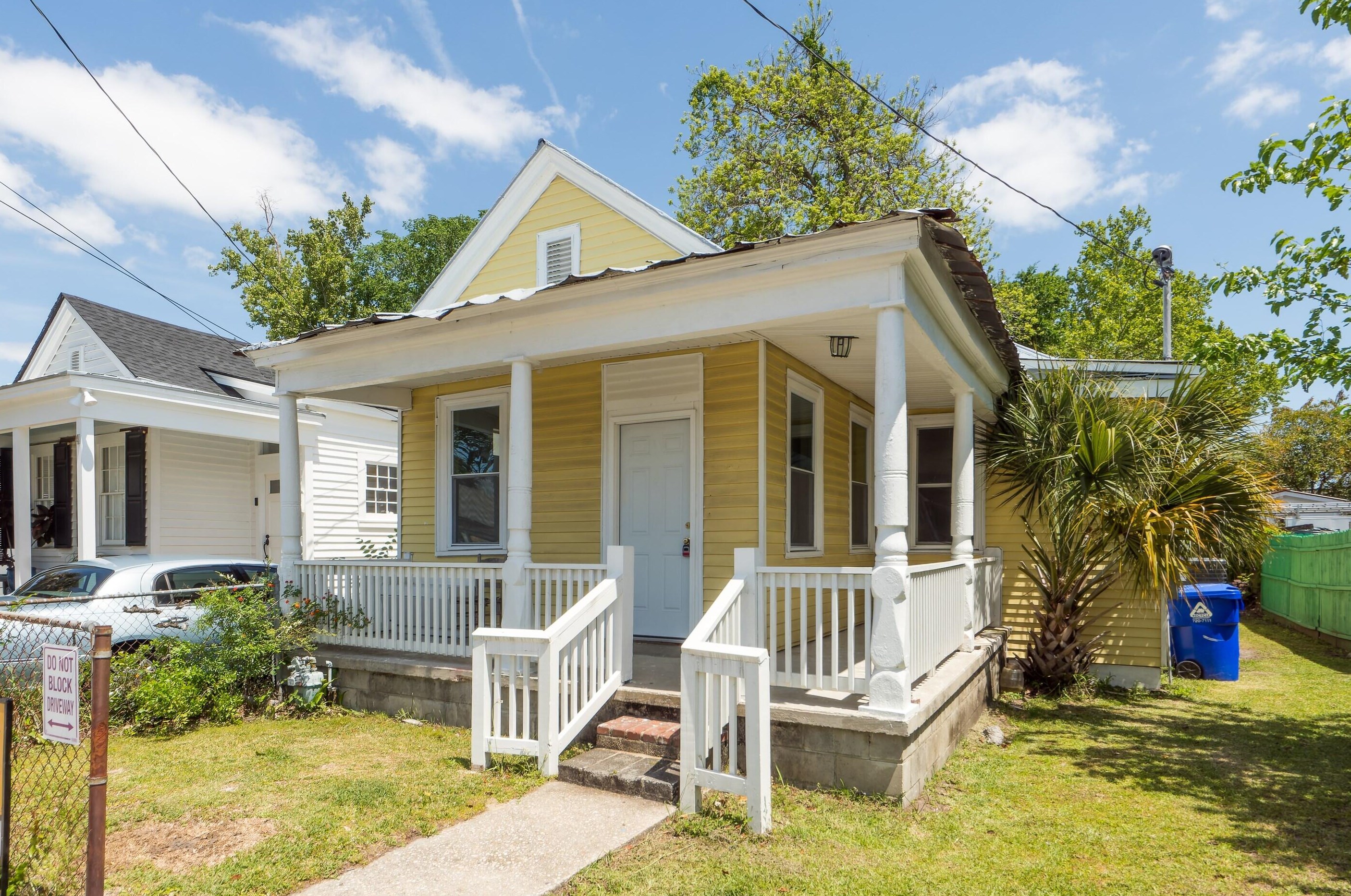 2 Dingle St, Charleston SC  29403-4416 exterior