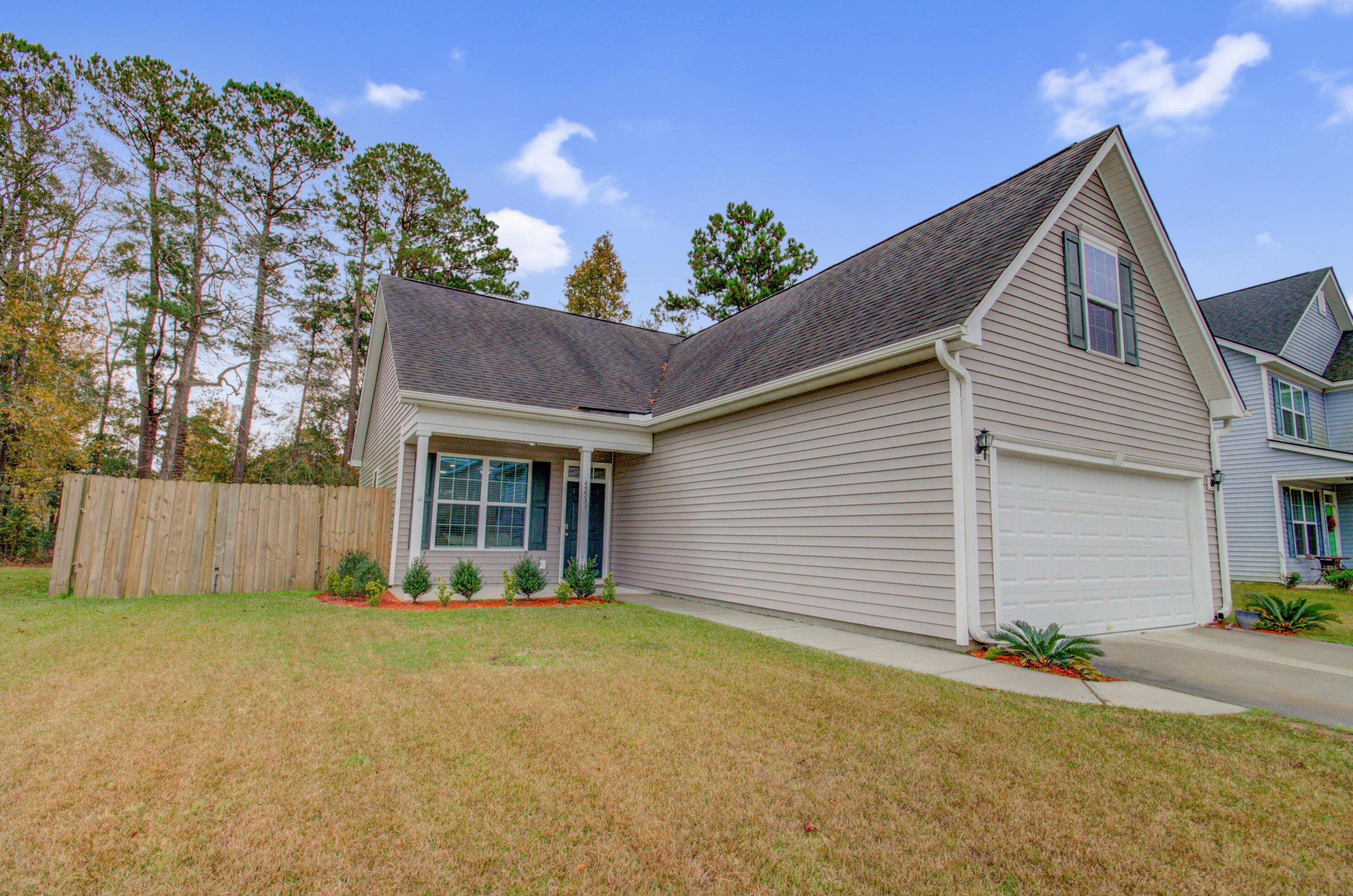 4553 Waddling Way, Summerville, SC 29485