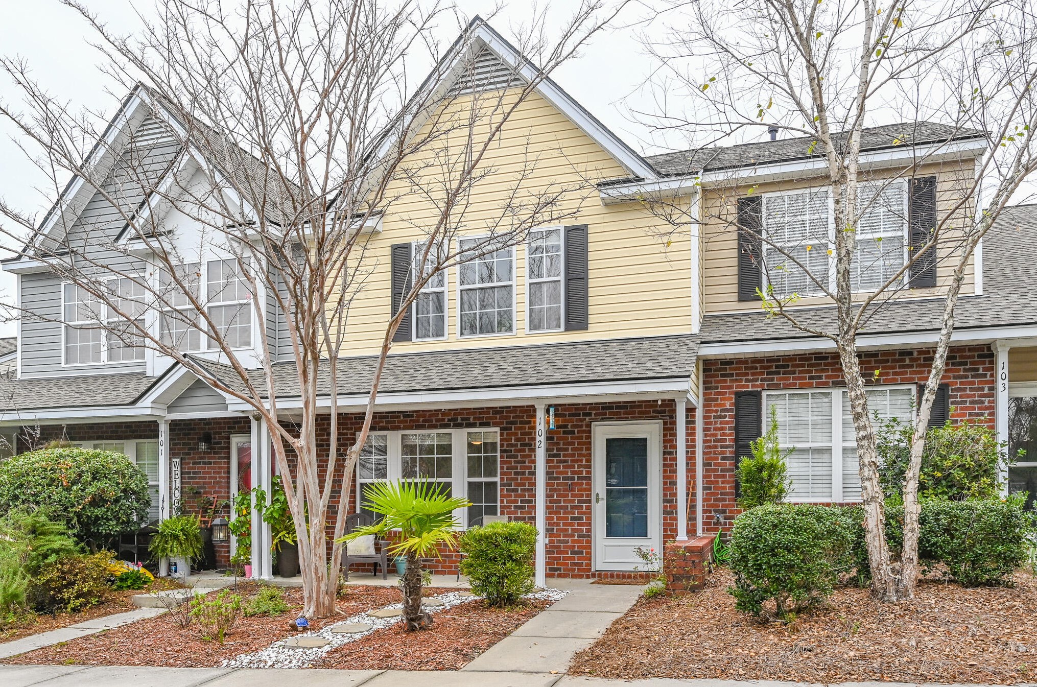 102 Greyson Cir, Charleston, SC 29445