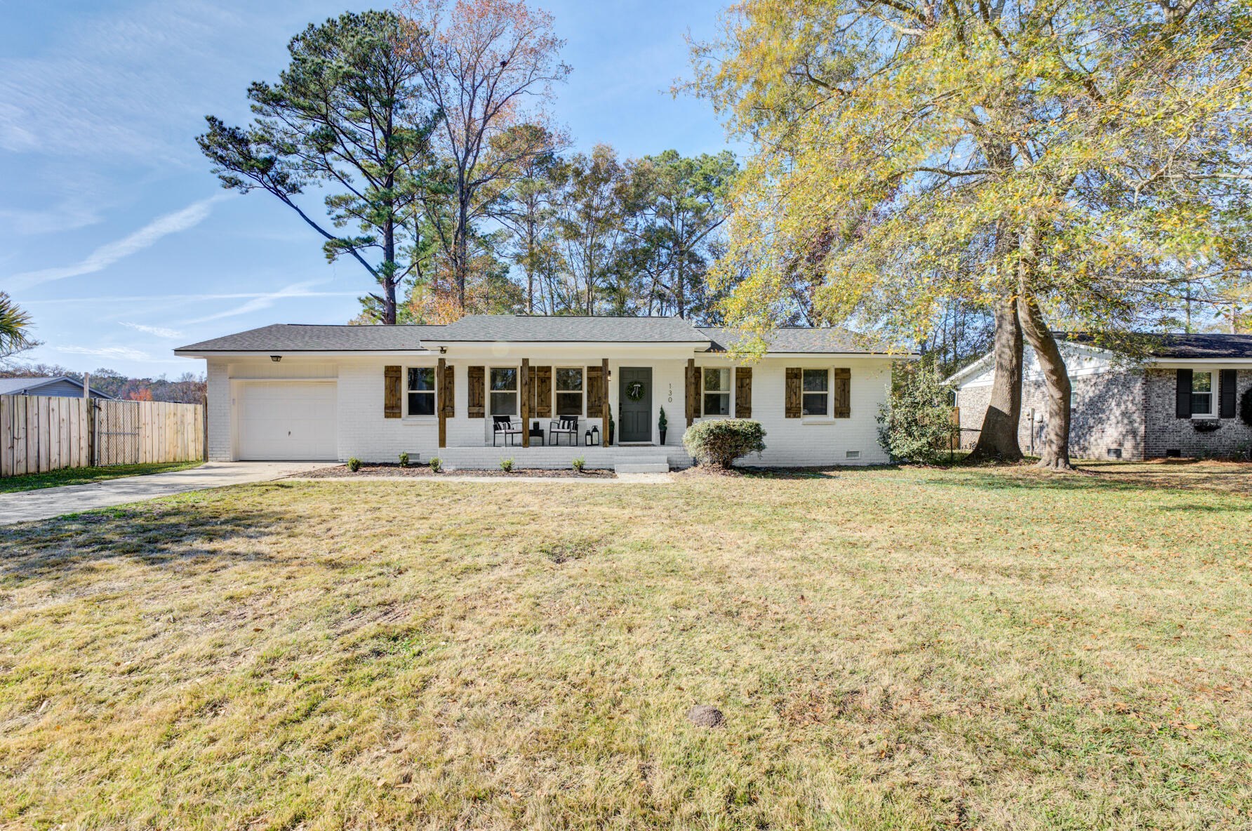 130 Carol Dr, Charleston, SC 29445-2956