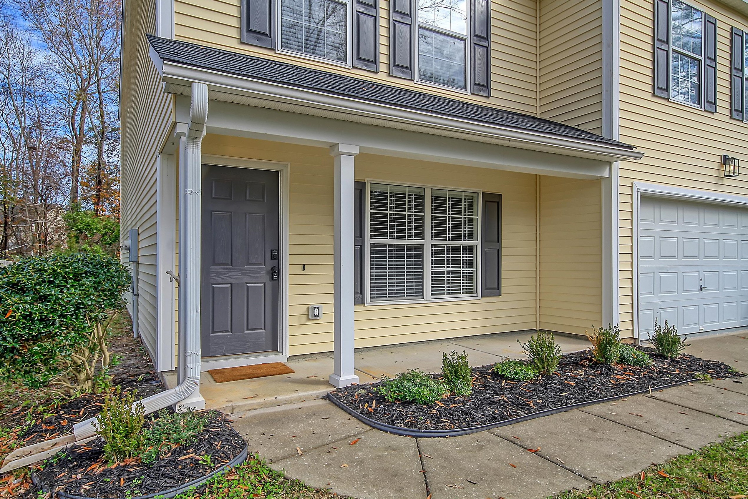 4016 Carolina Bay Dr, Moncks Corner SC  29461-3429 exterior