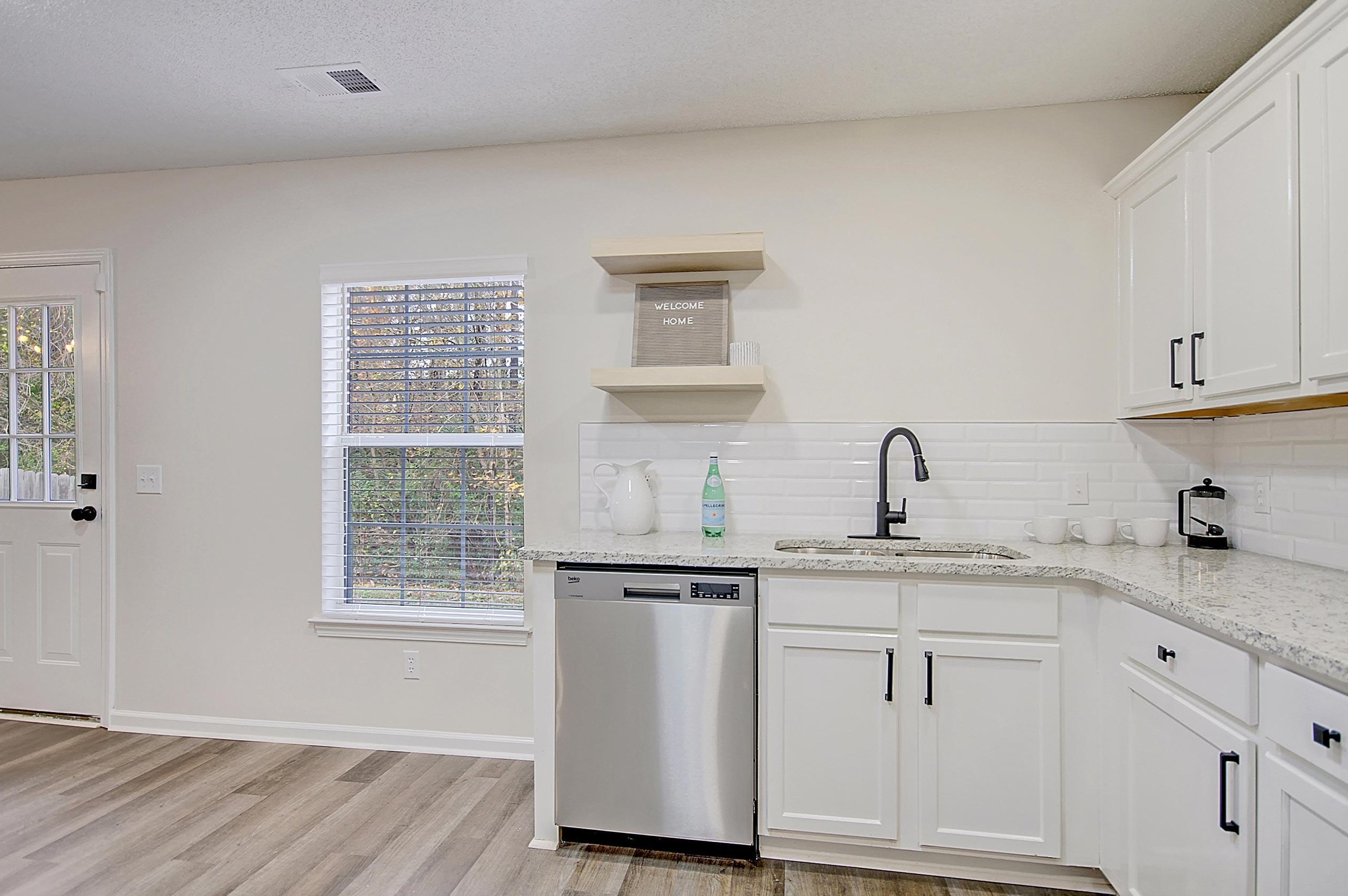 4016 Carolina Bay Dr, Moncks Corner SC  29461-3429 exterior