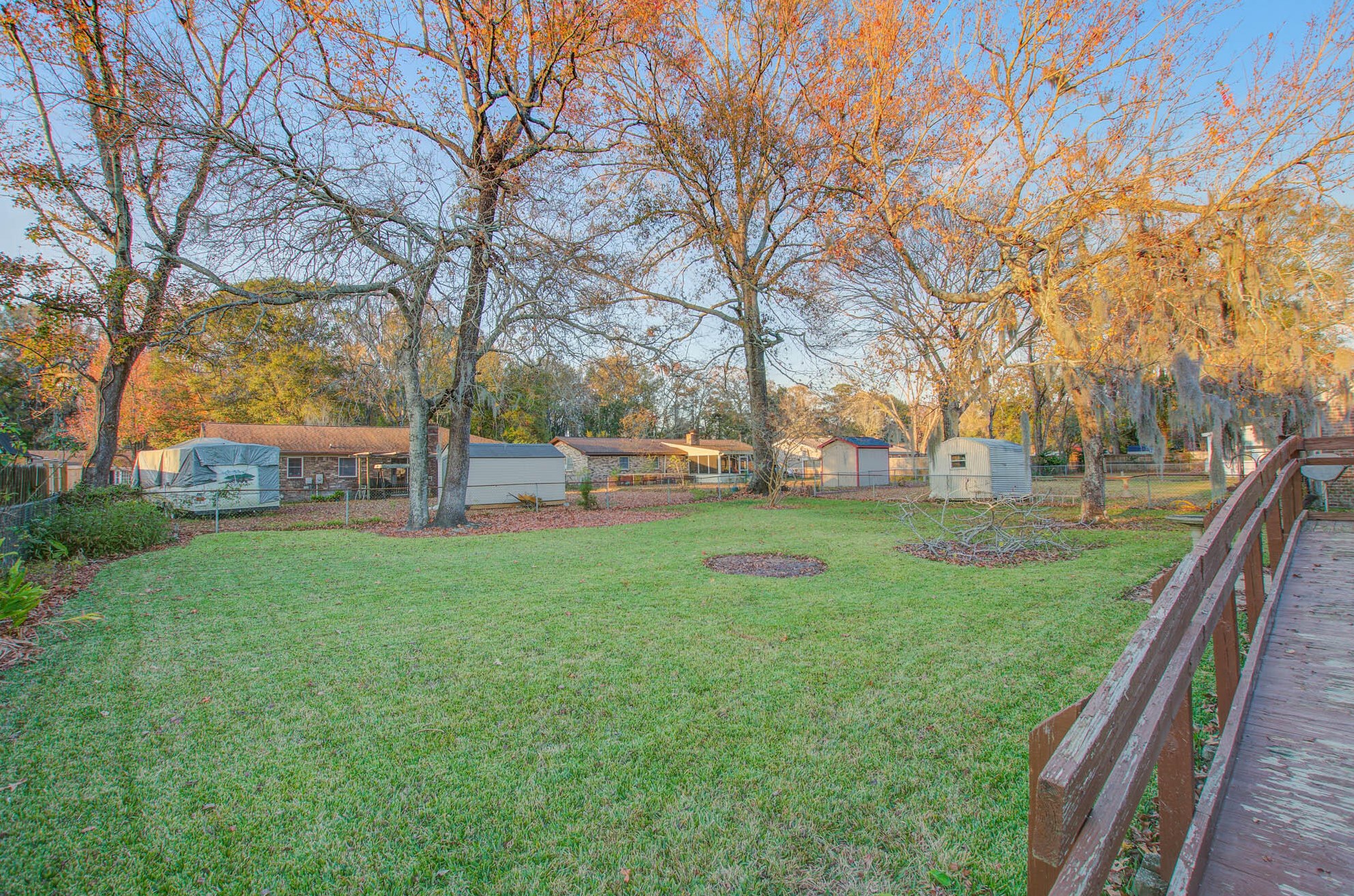 4340 Covington Dr, Charleston SC  29418-5218 exterior