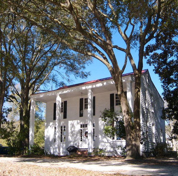 1009 Wichman St, Walterboro, SC 29488-4031