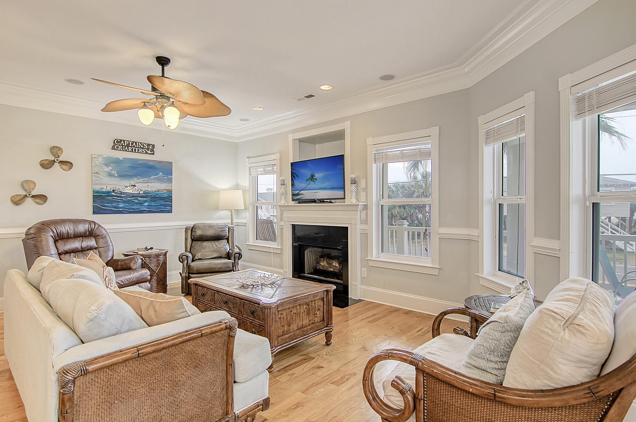 309 Palmetto Blvd, Edisto SC  29438-3124 exterior