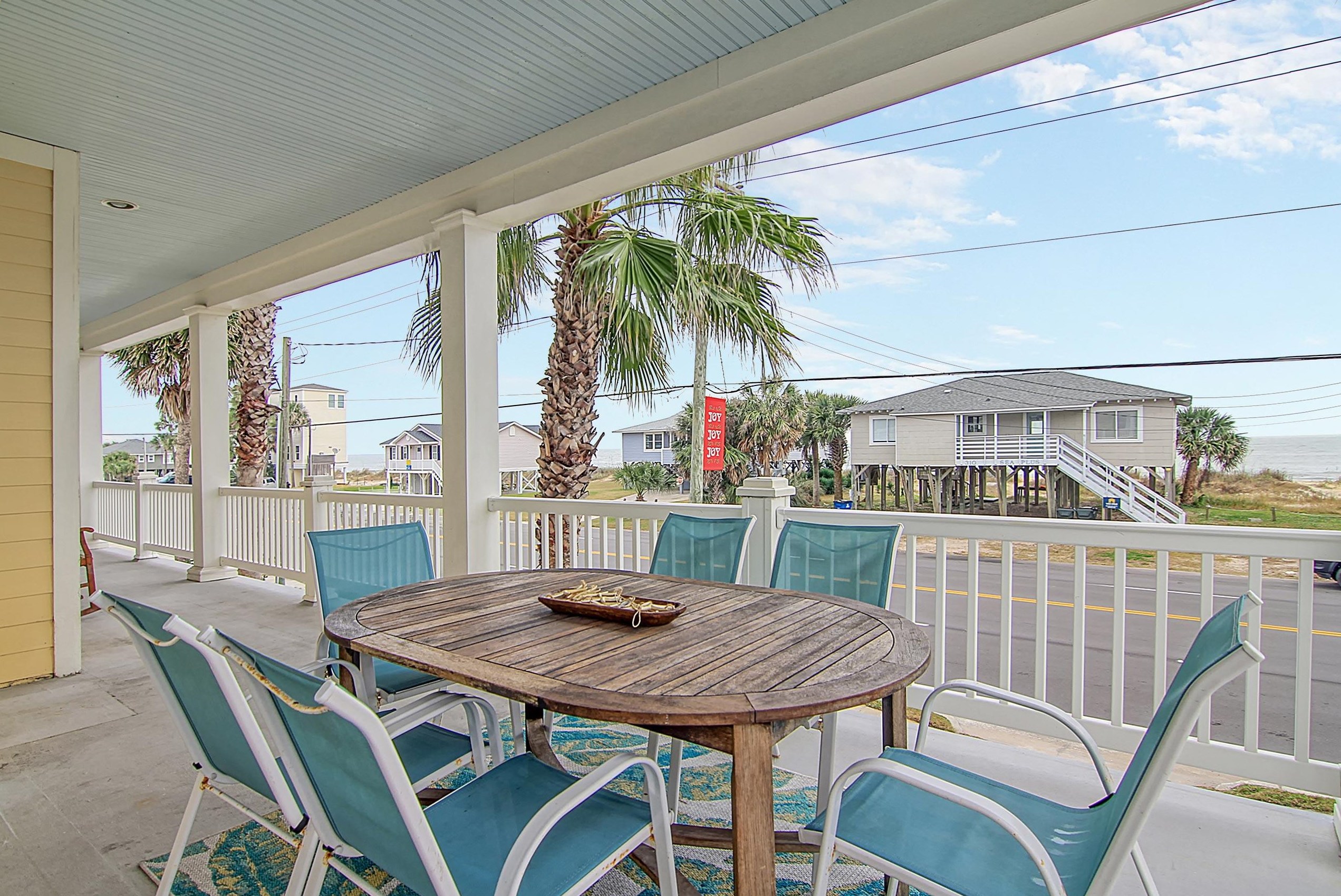 309 Palmetto Blvd, Edisto SC  29438-3124 exterior