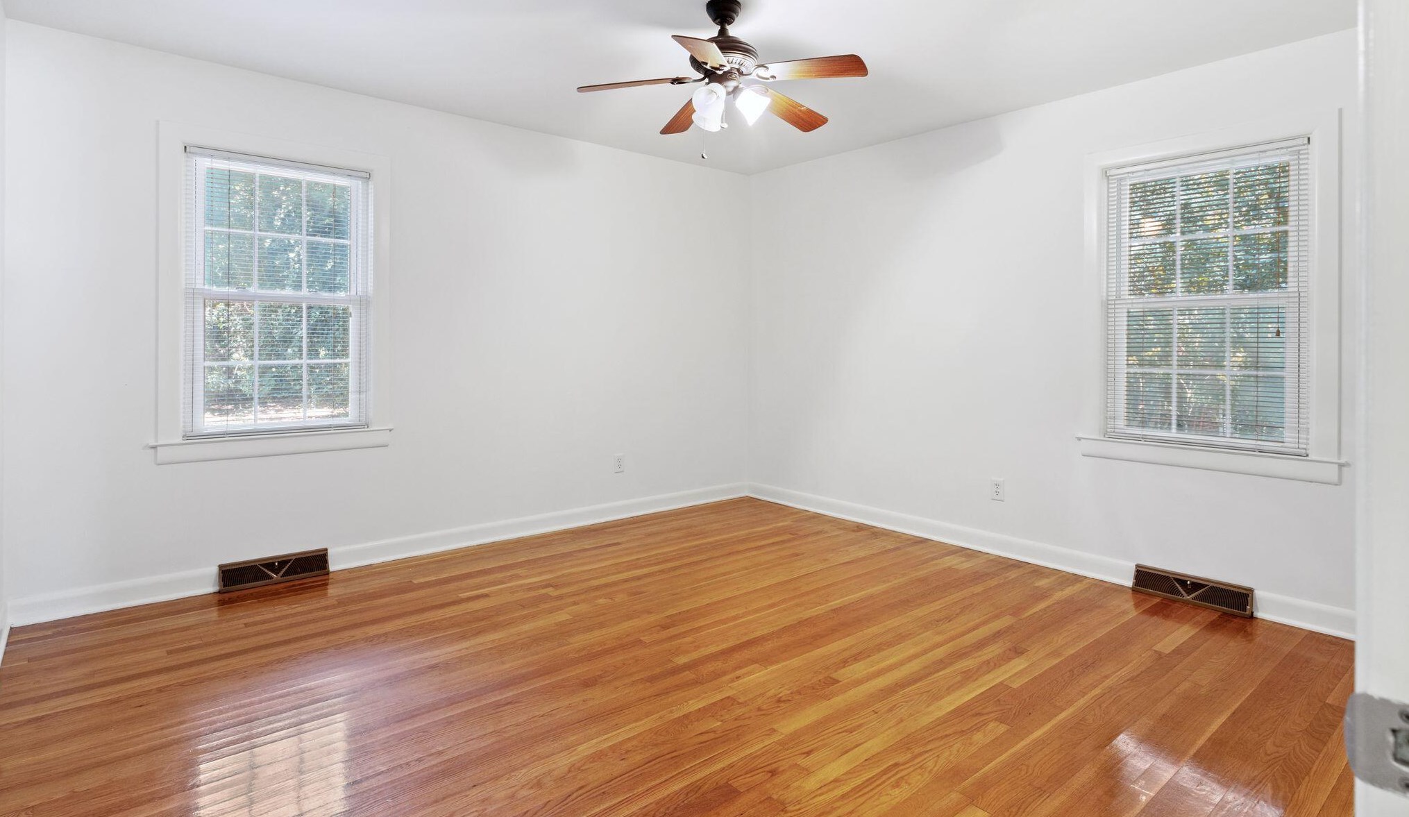 723 James Dr, Charleston SC  29412-4212 exterior