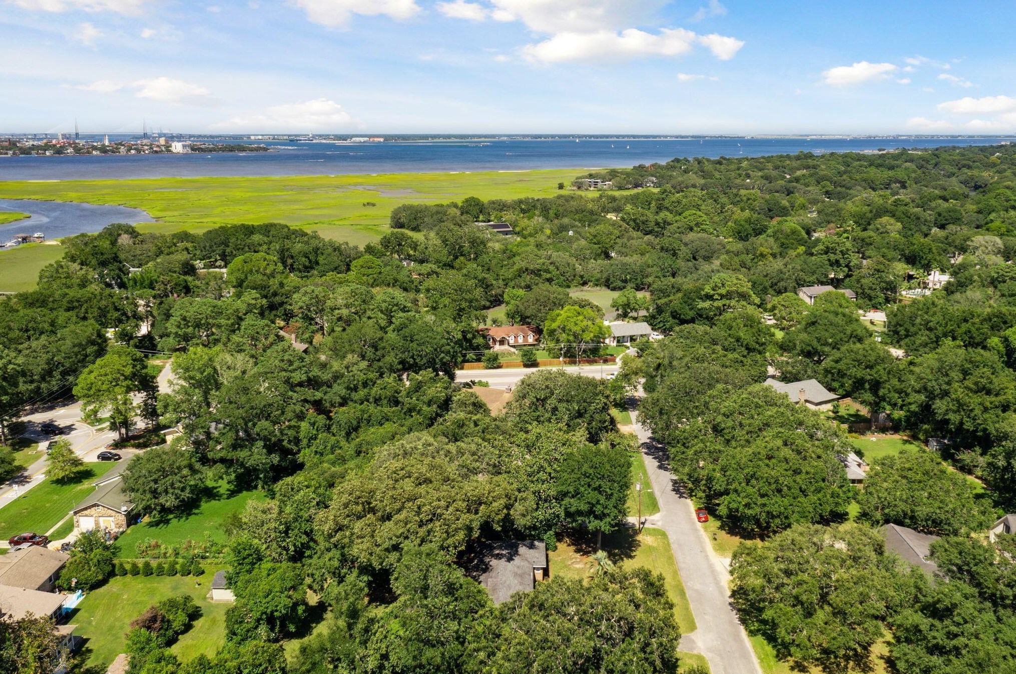723 James Dr, Charleston SC  29412-4212 exterior