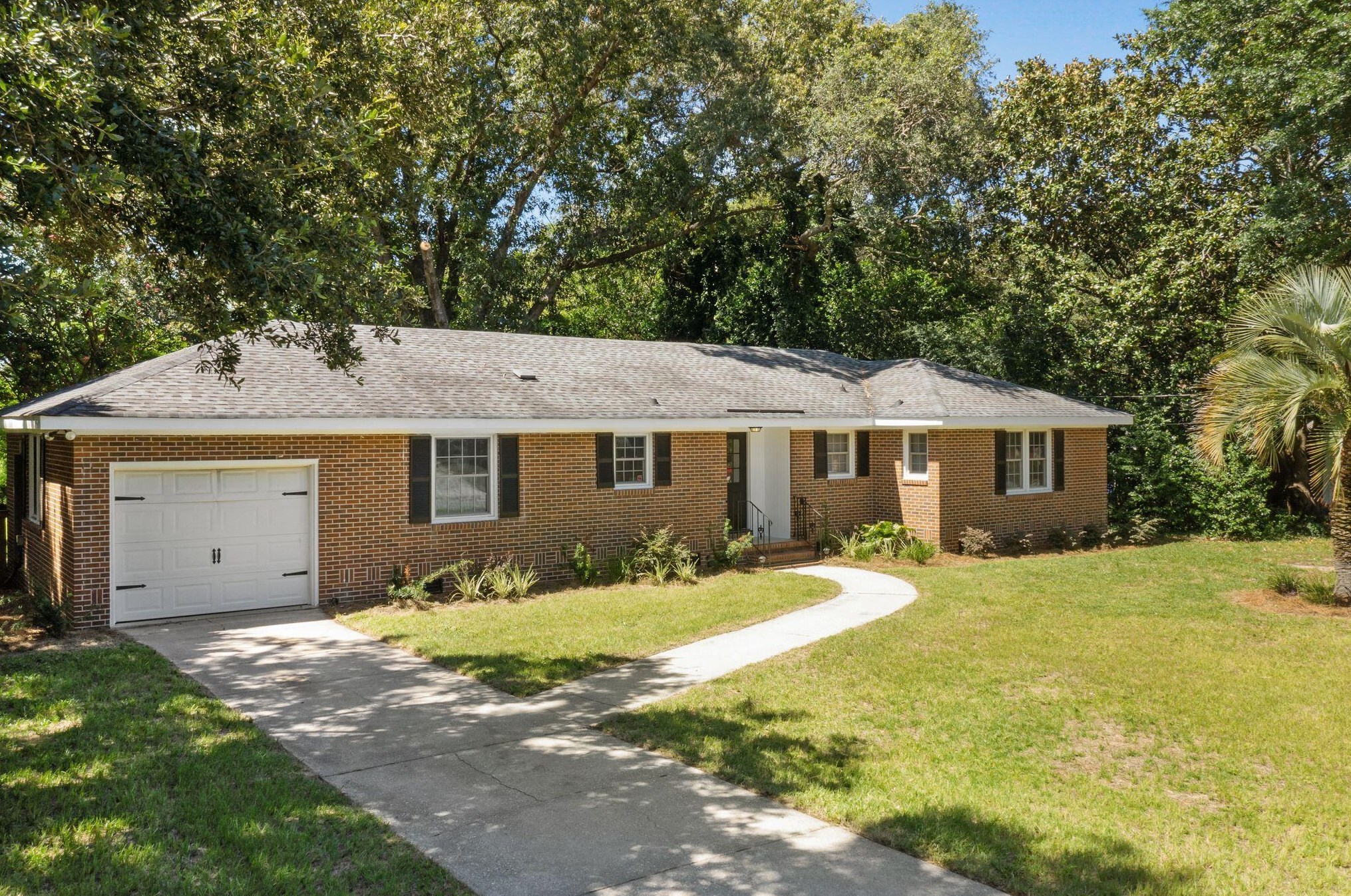 723 James Dr, Charleston SC  29412-4212 exterior