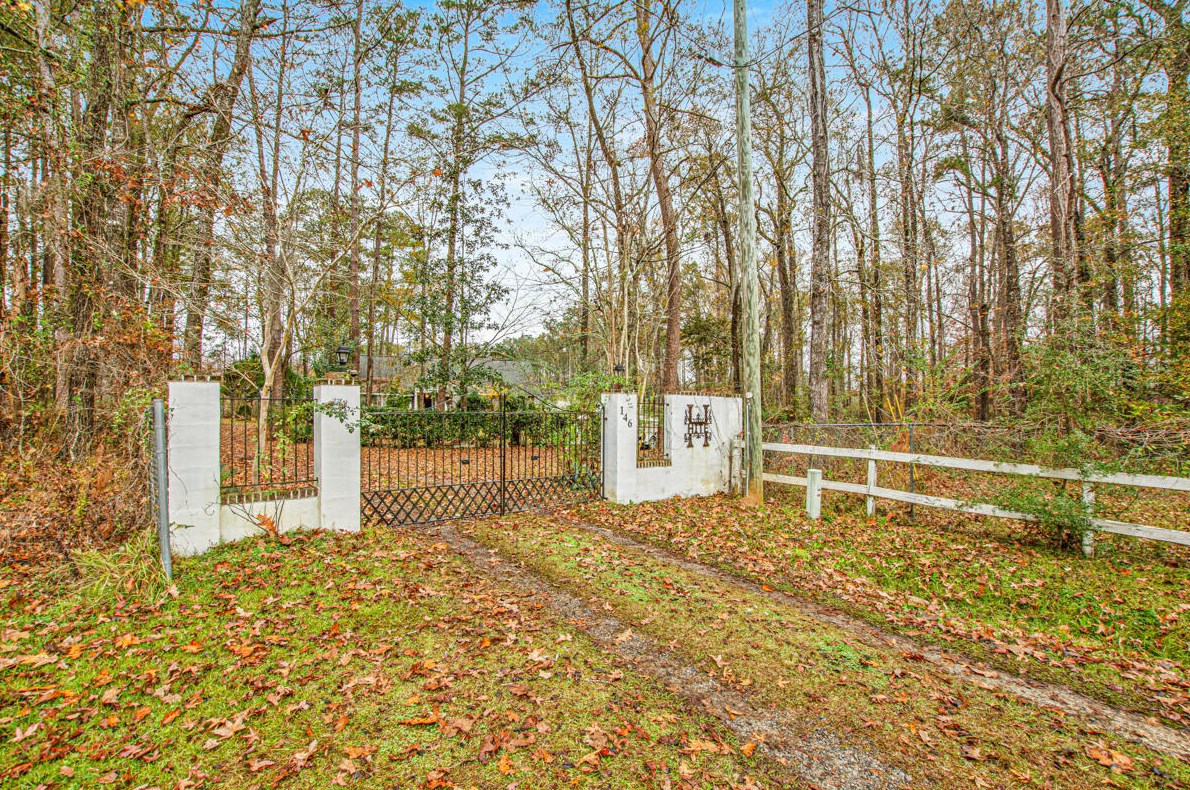 146 Poplar Cir, Summerville, SC 29483-9523