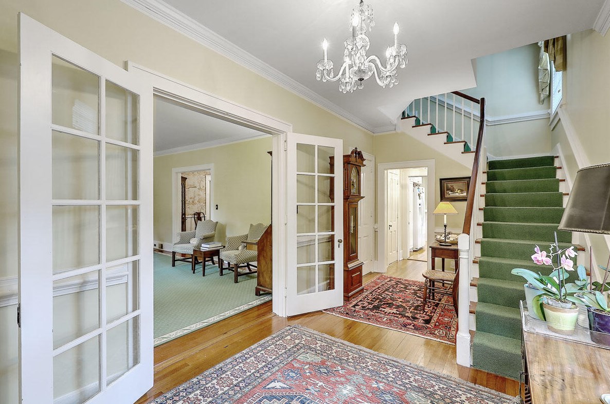 108 Battery St, Charleston SC  29401-2320 exterior