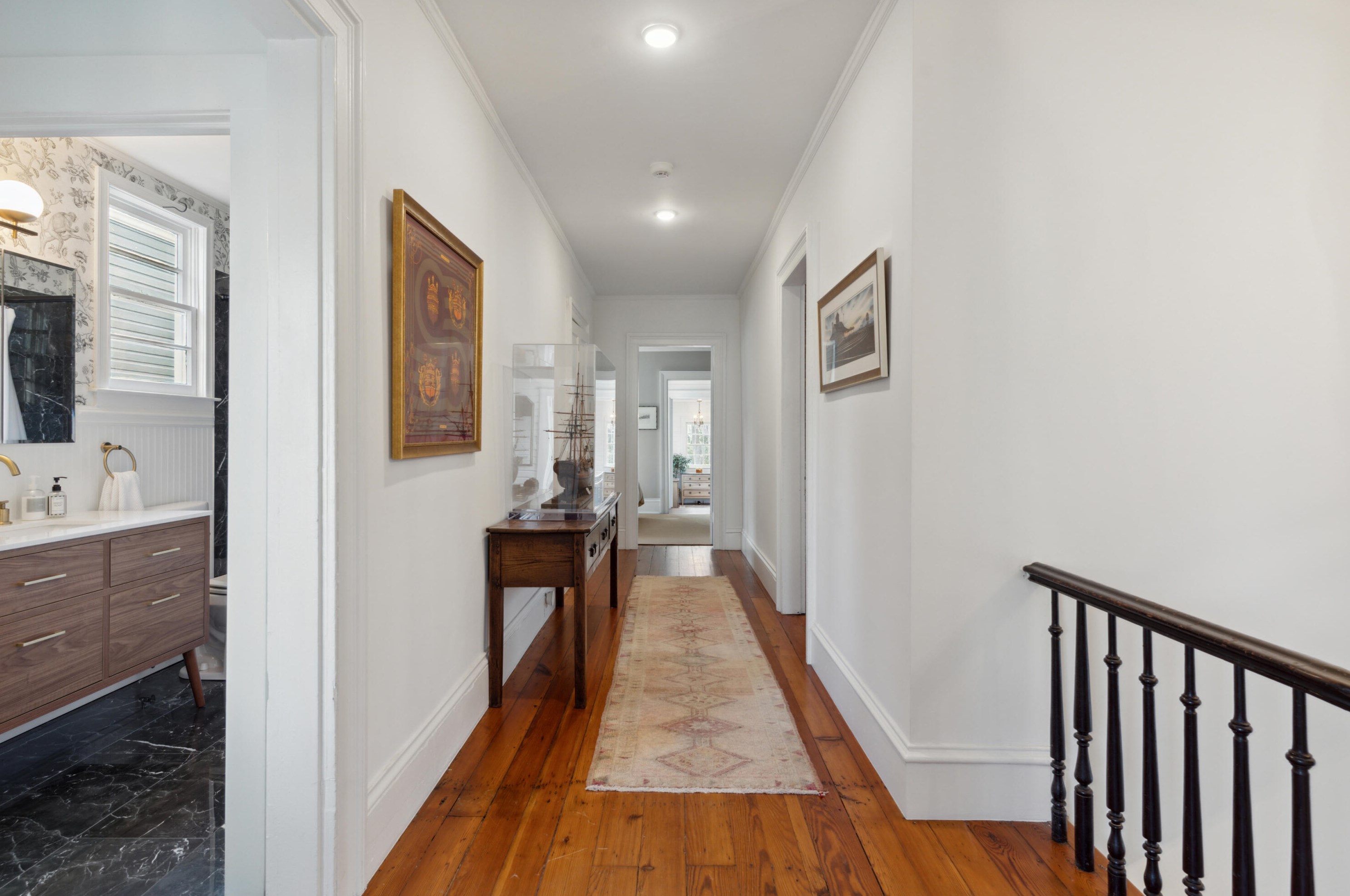 27 Gadsden St, Charleston SC  29401-1205 exterior