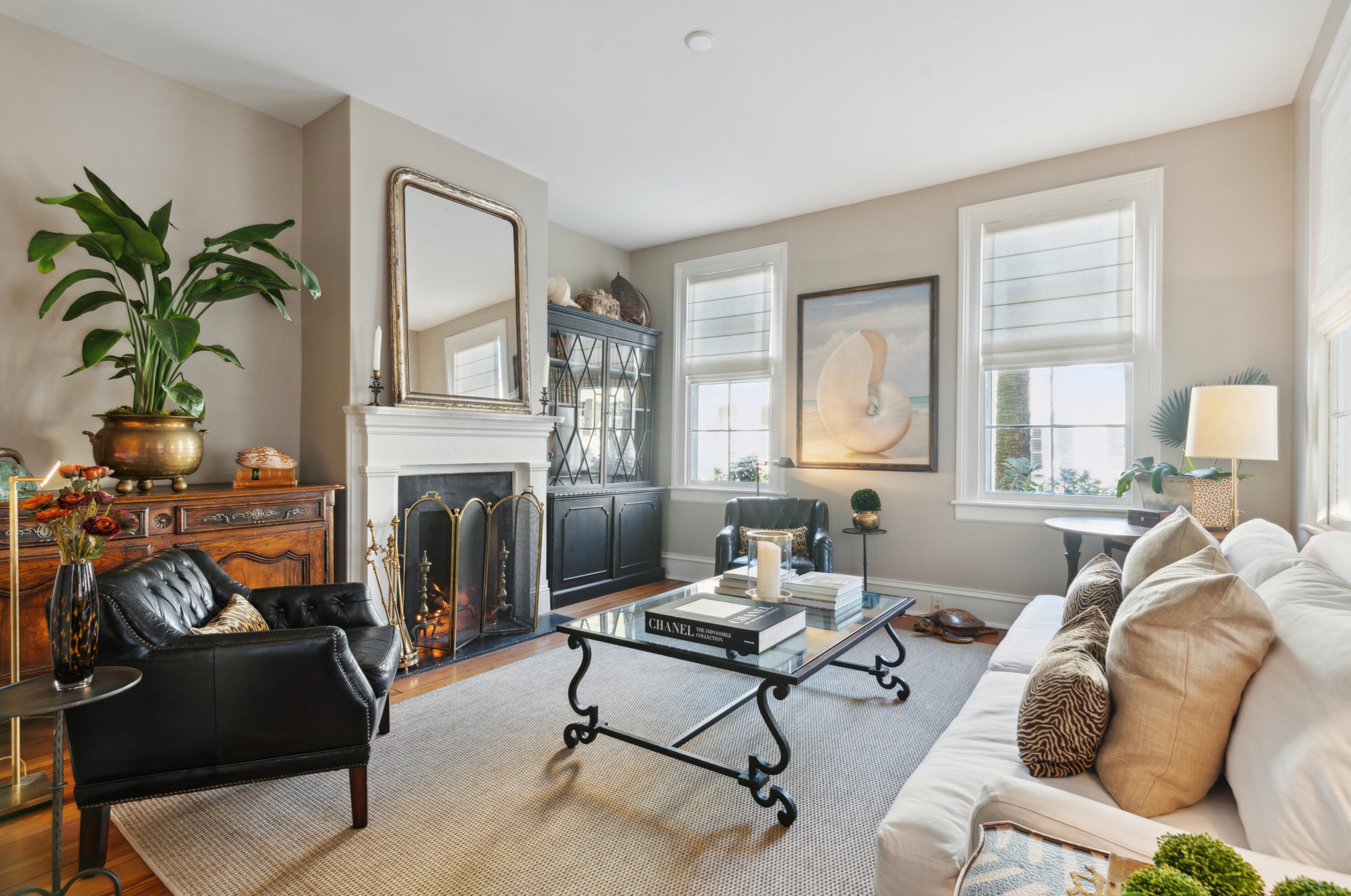 27 Gadsden St, Charleston SC  29401-1205 exterior