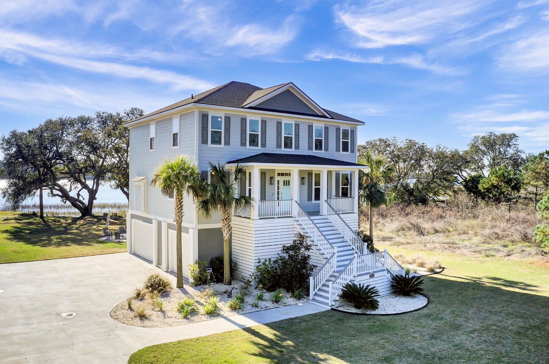 2157 Sol Legare Rd, Charleston, SC 29412-8526