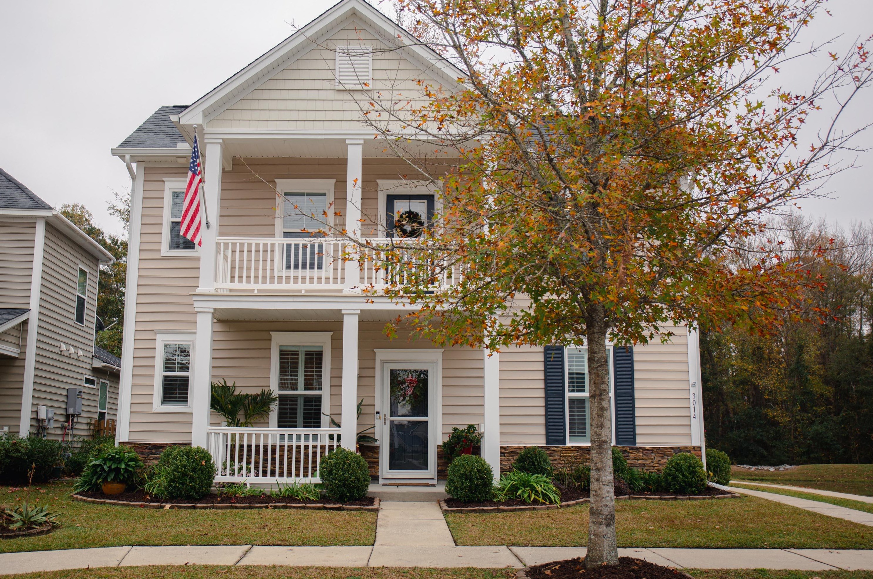 3014 Scuba Dr, Charleston, SC 29414-5695