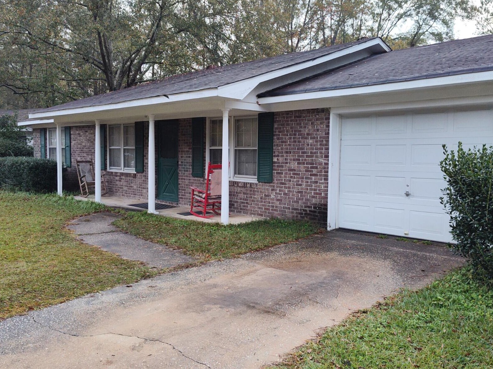 213 Logan Dr, Summerville, SC 29483-3066