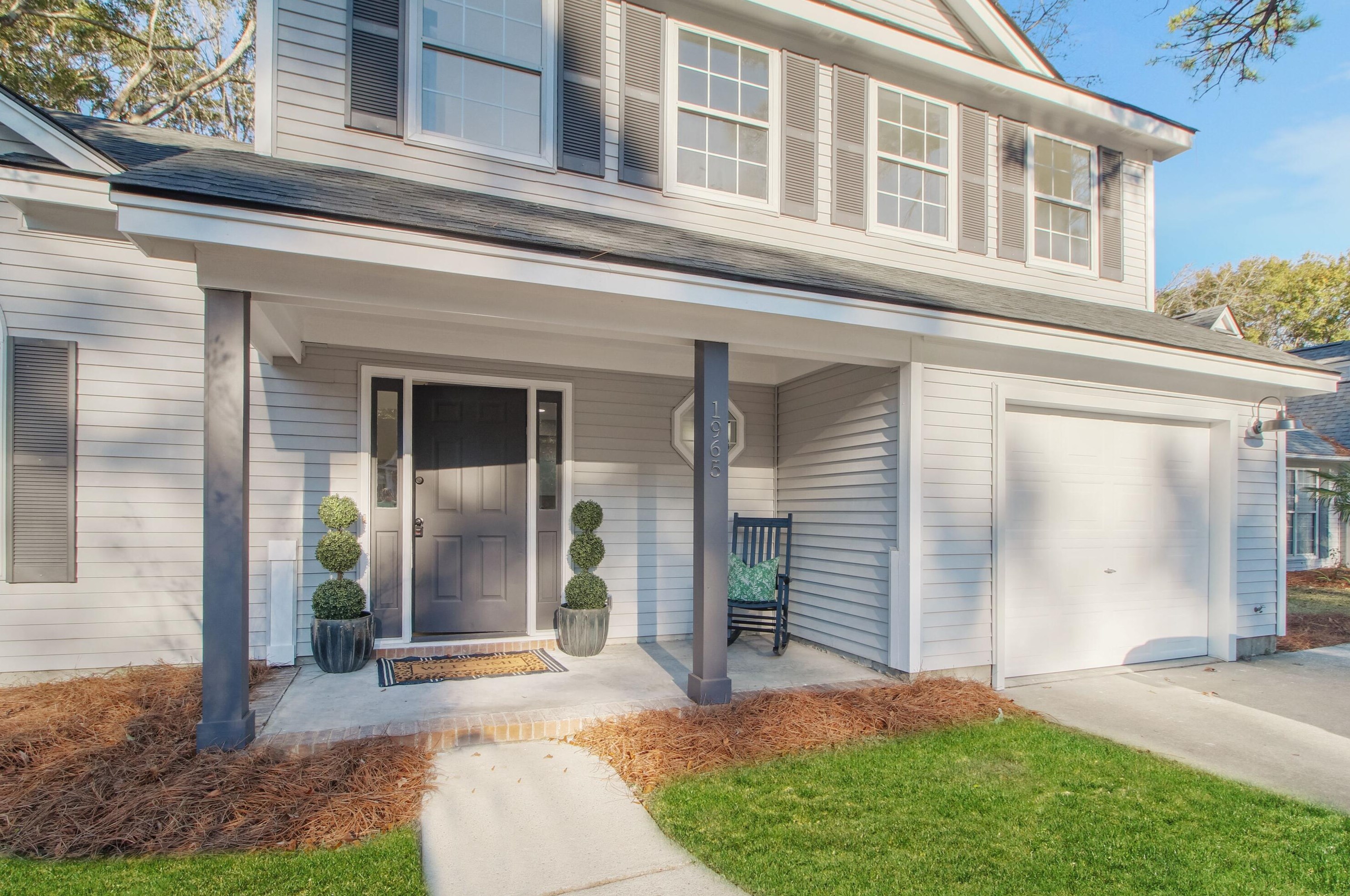 1965 Oak Tree Ln, Mount Pleasant, SC 29464