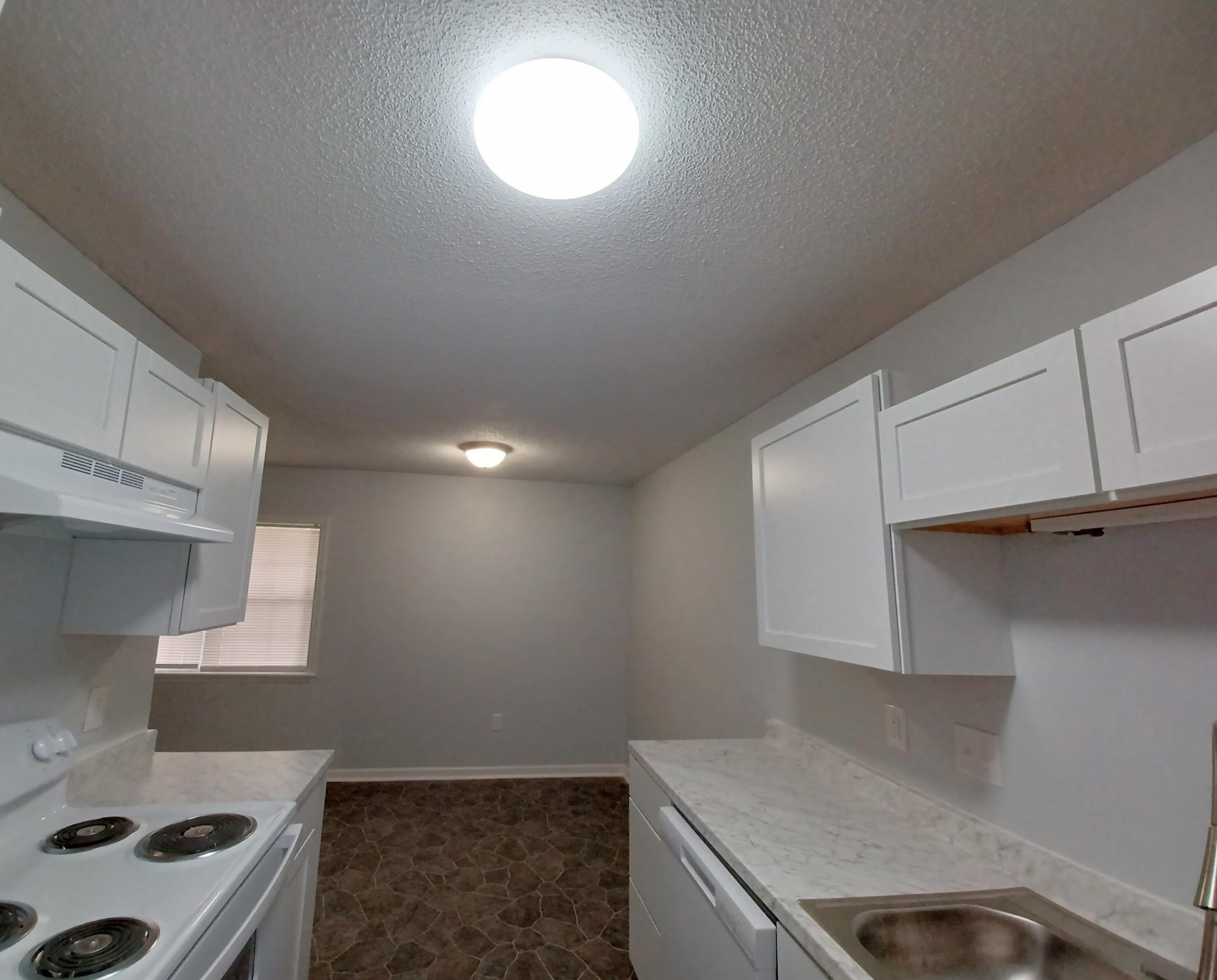 202 Oakmont Ave #c, Ladson, SC