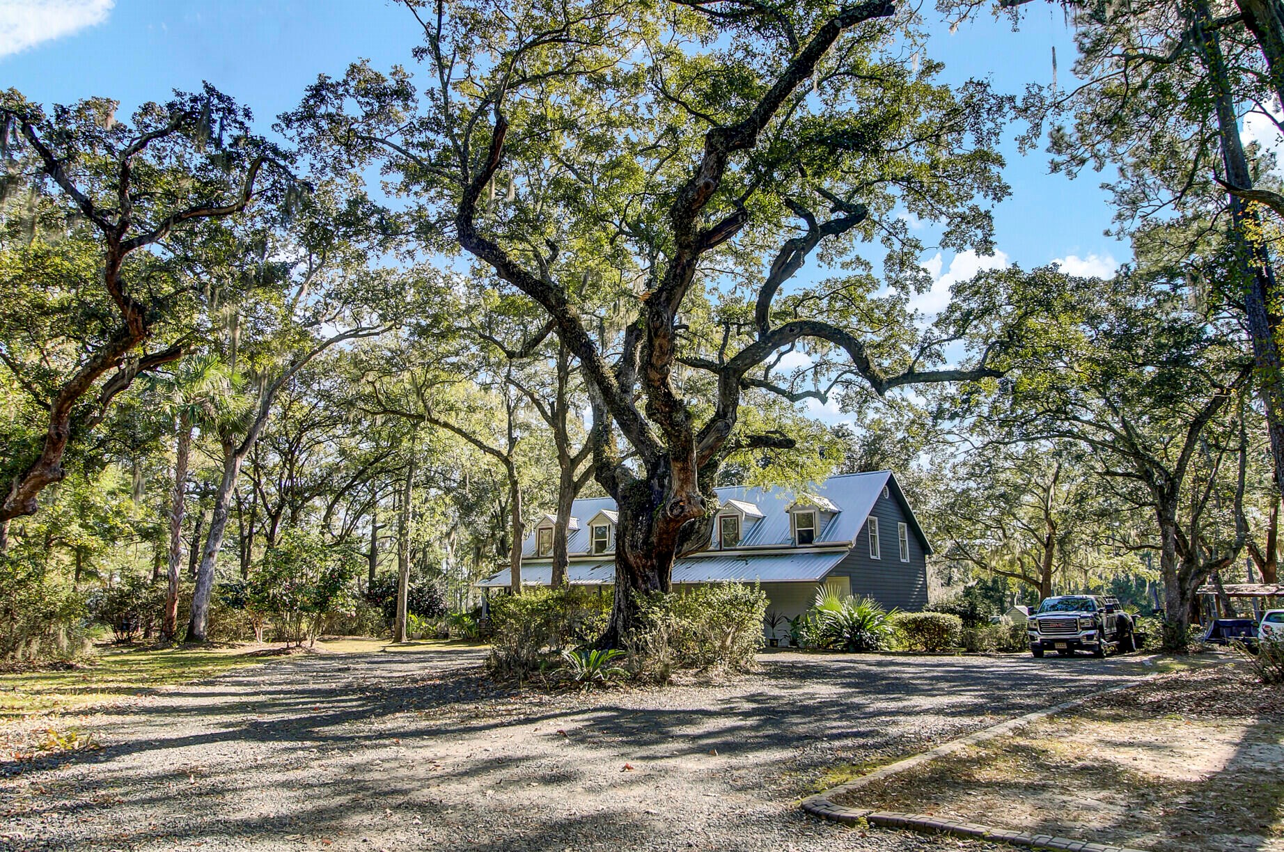 4252 Cloudmont Dr, Meggett, SC 29449