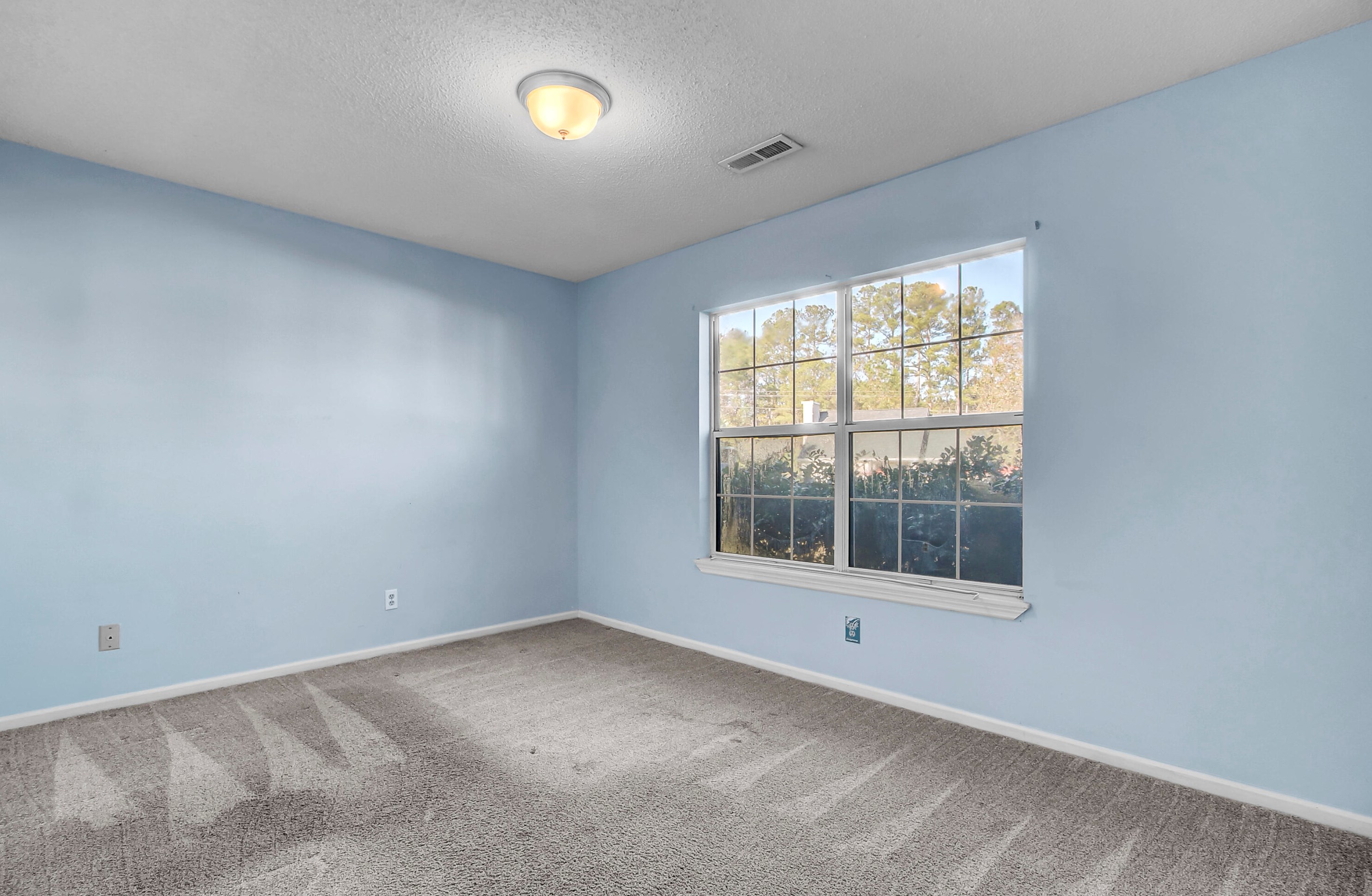 408 Courtland Dr, Summerville SC  29483-1710 exterior
