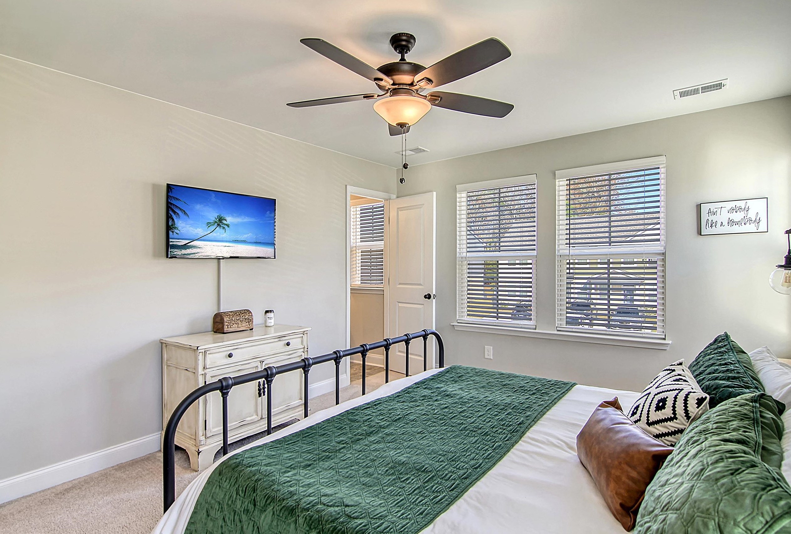 7760 Montview Rd, Charleston SC  29418-2257 exterior