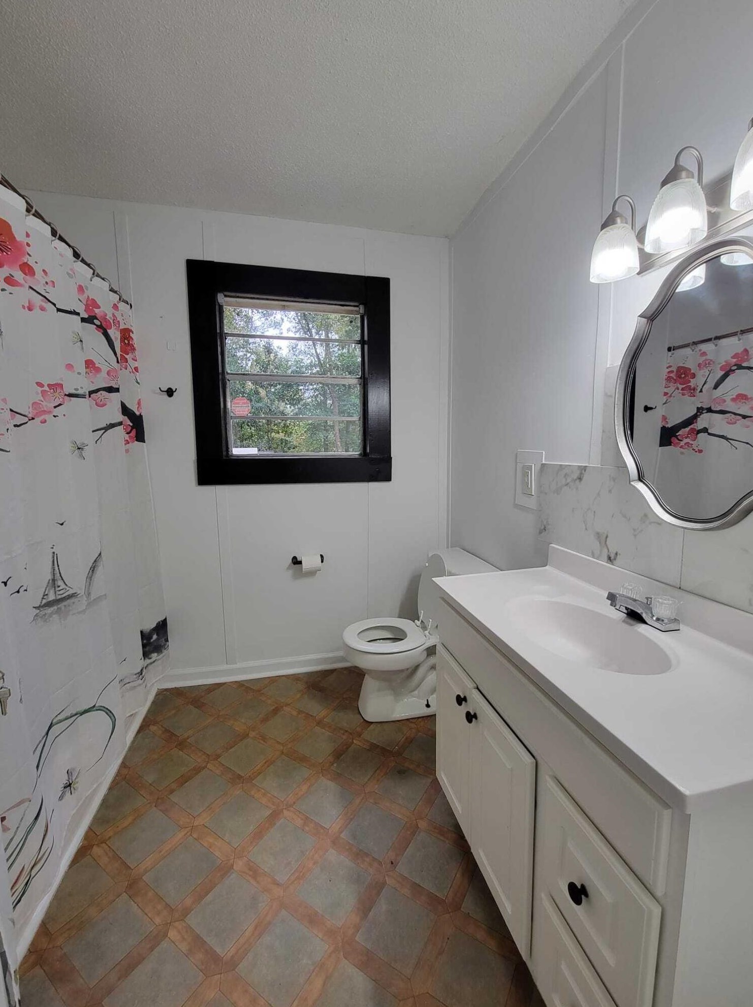 212 Rose Ave, Walterboro, SC 29488